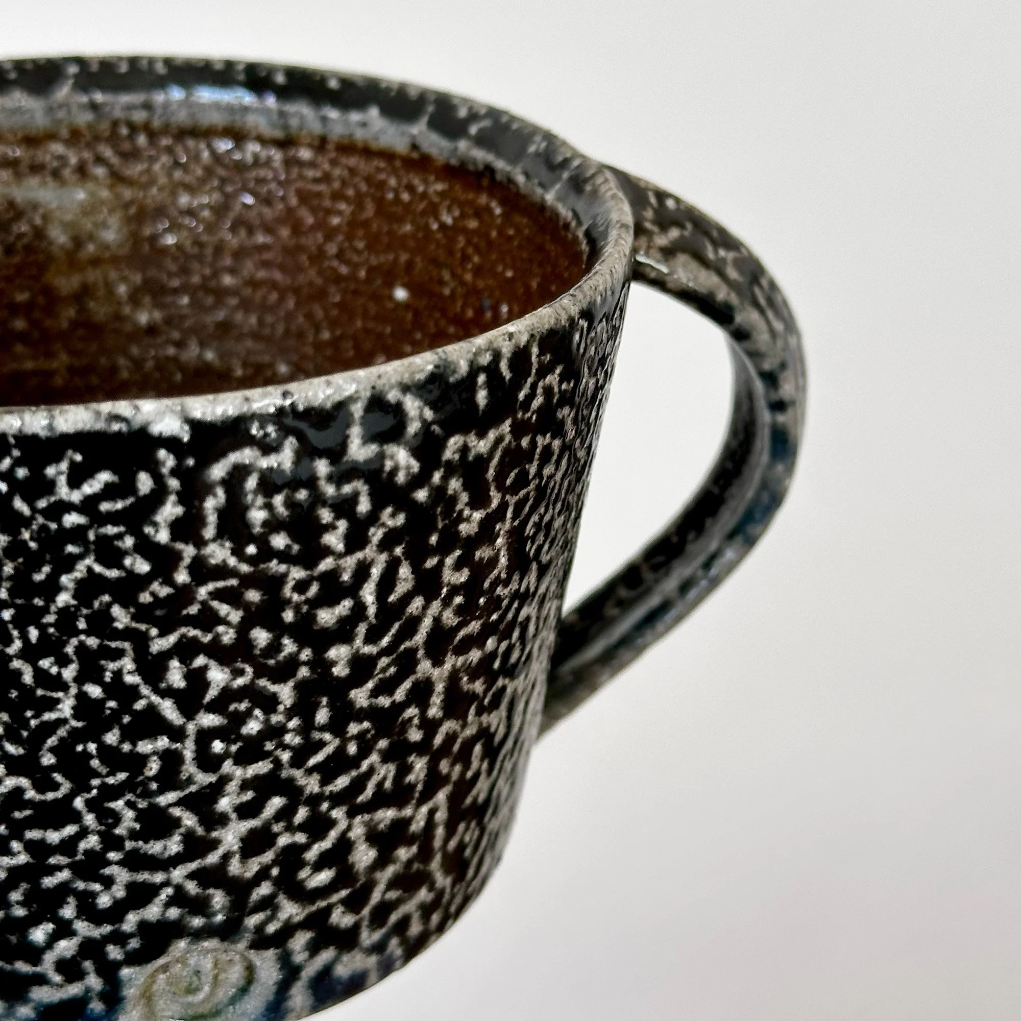 JSP157 Shallow Mug 2-4.jpg