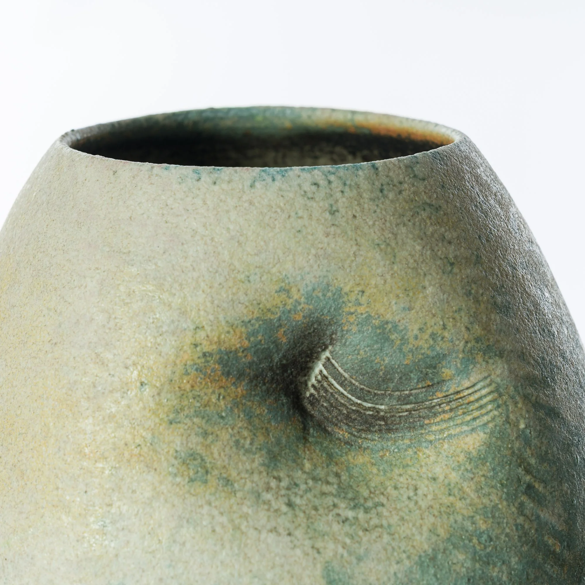 JDP803 Doherty Porcelain Summer Pod IV-detail.jpg