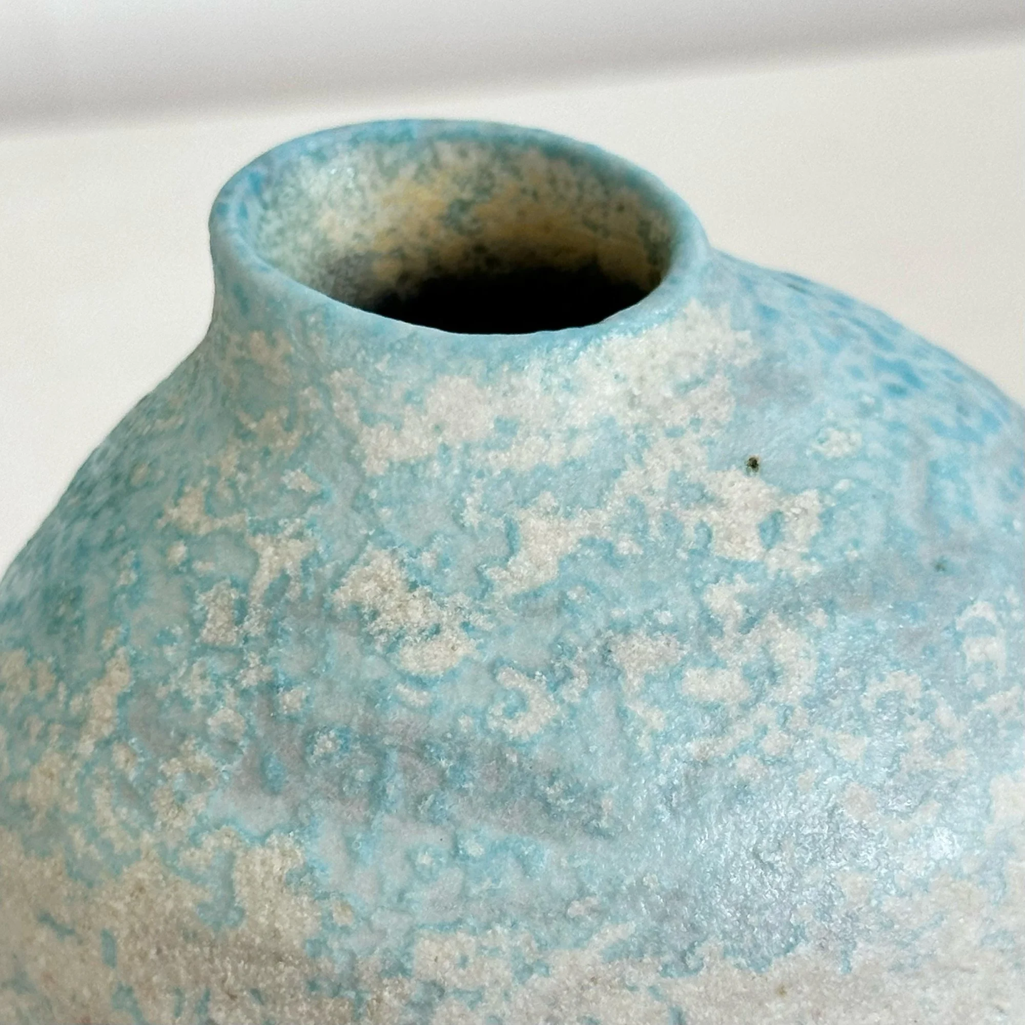 JDP913 Doherty Porcelain Elliptical Jar V-detail.jpg
