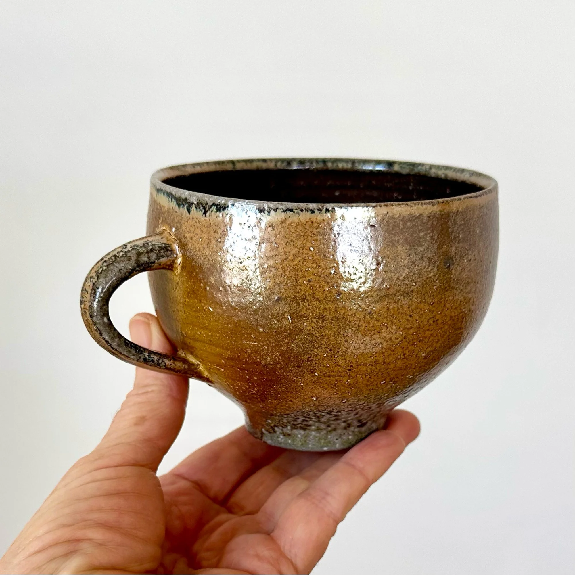 JSP149 Ochre Tea Cup 9-2.jpg