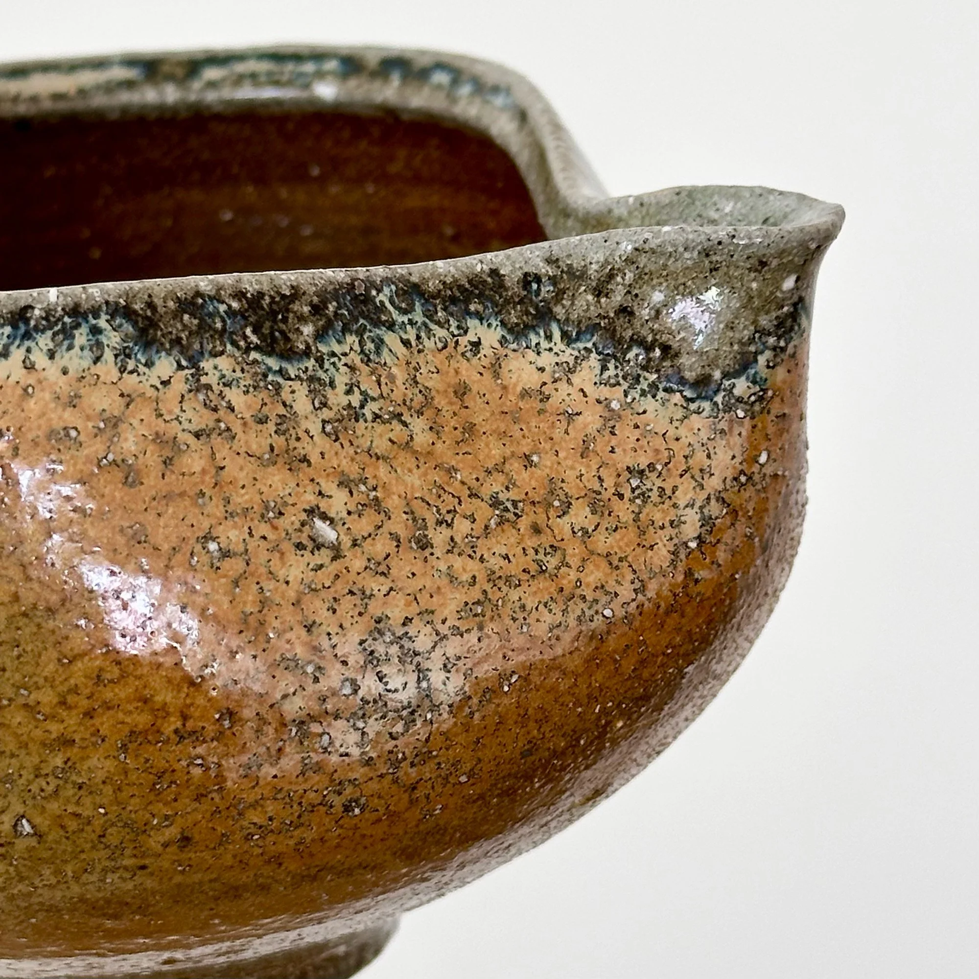 JSP154 Pouring Bowl 2- 5.jpg