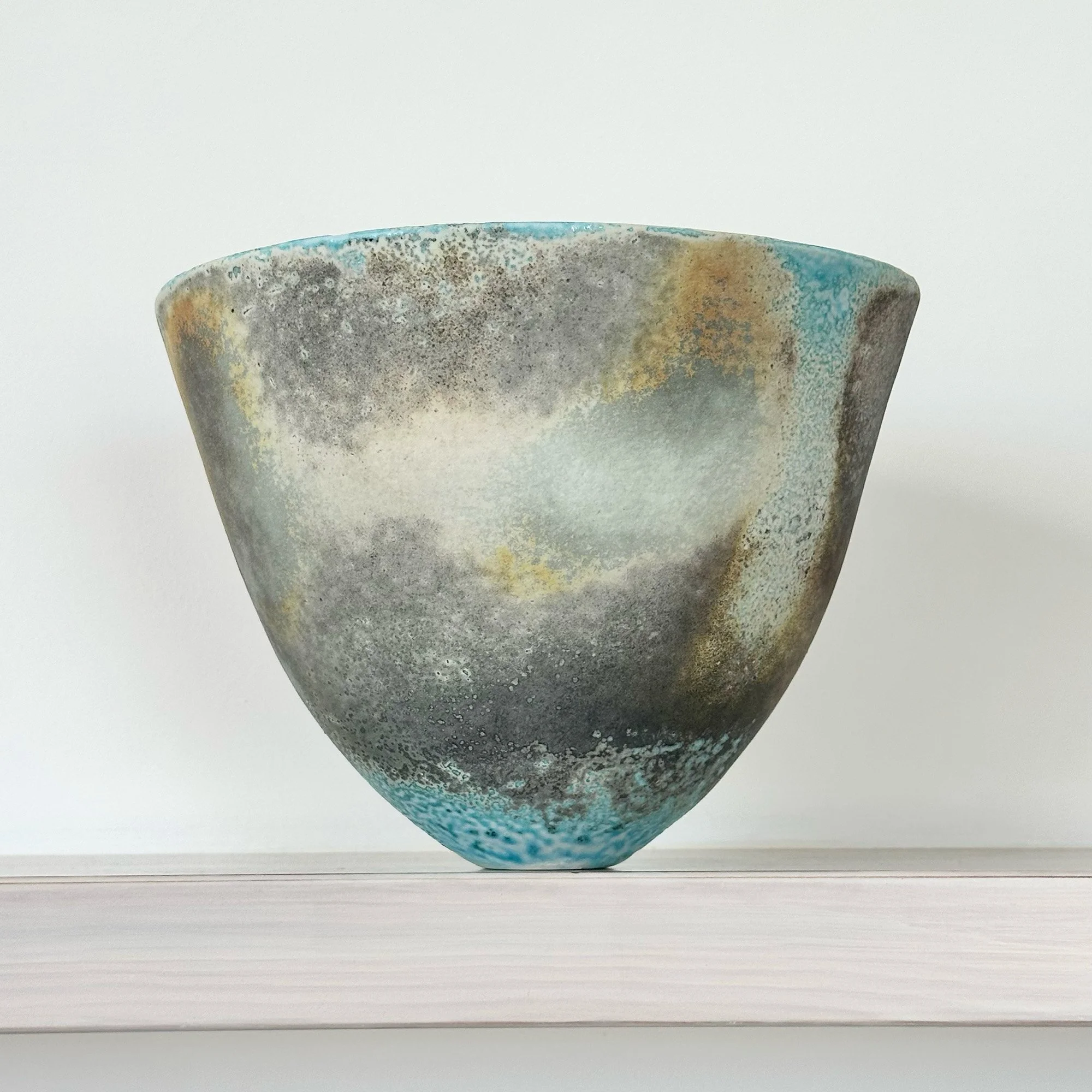 JDP893 Doherty Porcelain Summer Vessel III-3.jpg