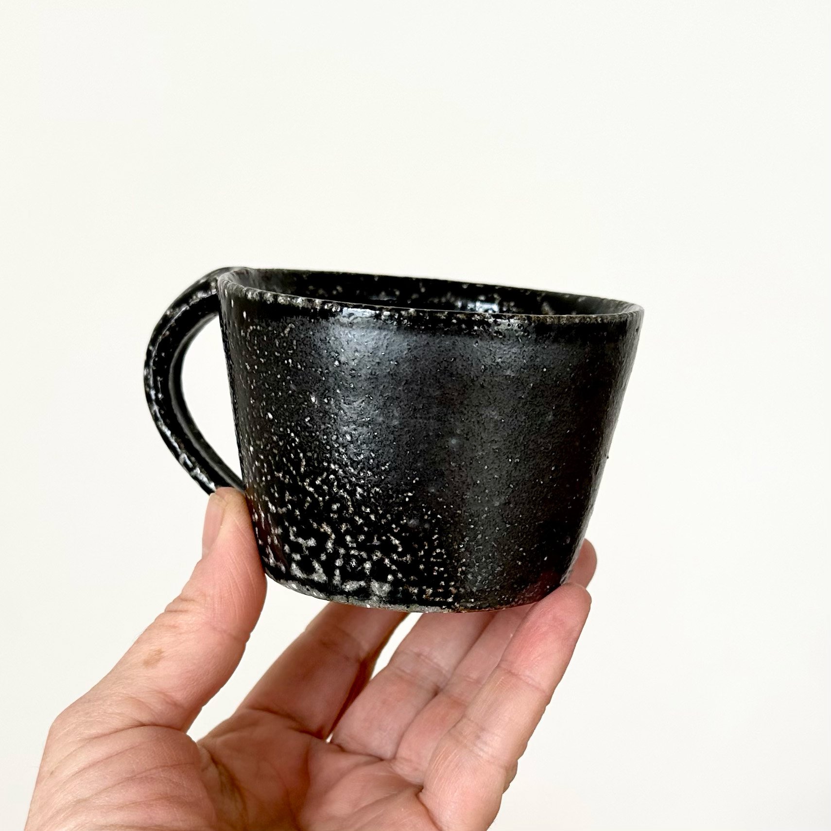 JSP97 Jack Doherty Stoneware Shallow Coffee Mug 1-.jpg