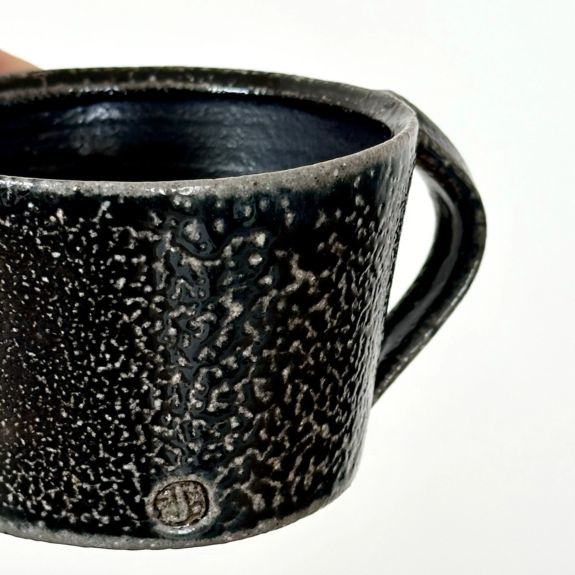 JSP167 Black Shallow Coffee Mug 6-4.jpg