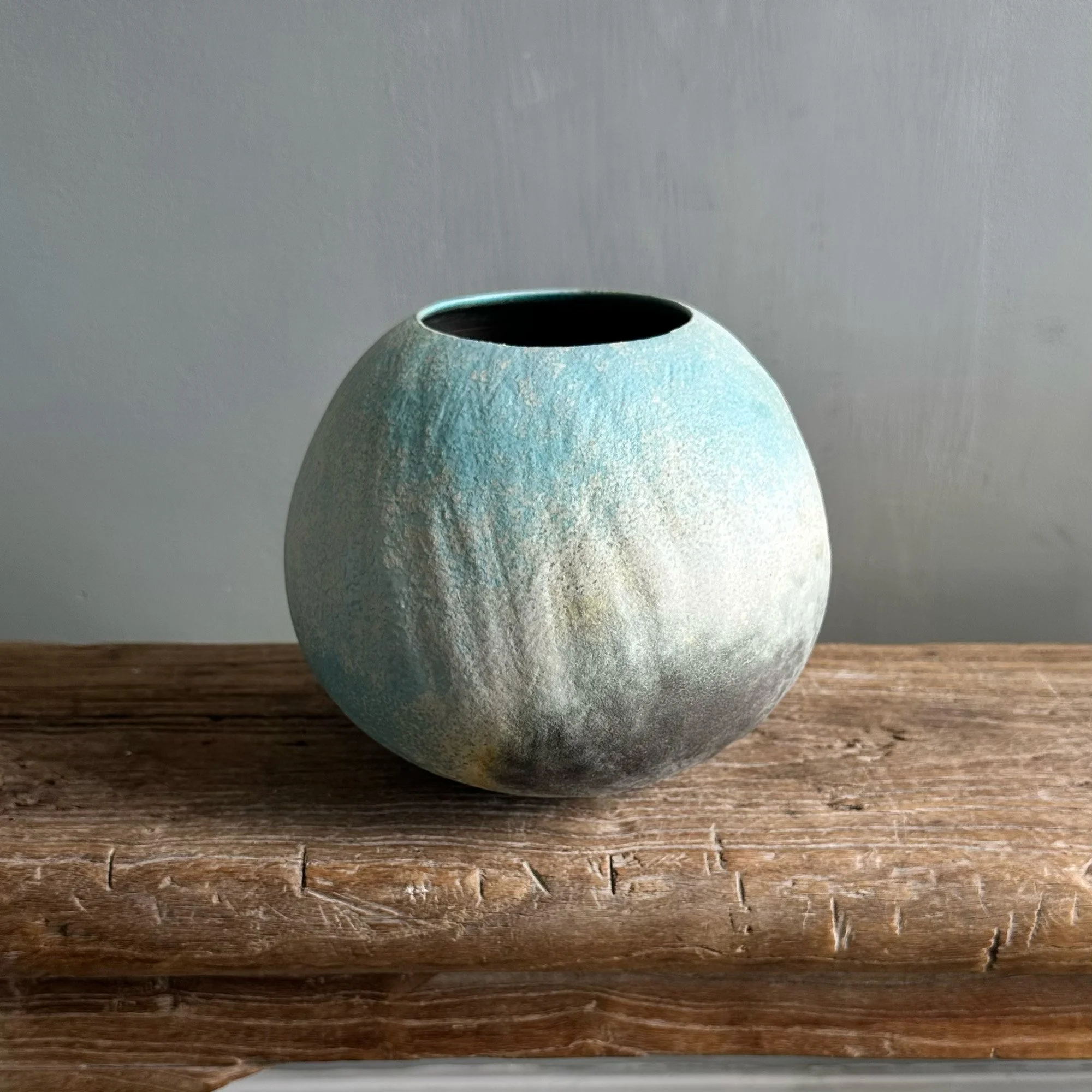 JDP895 Doherty Porcelain Summer Vessel V-6.jpg
