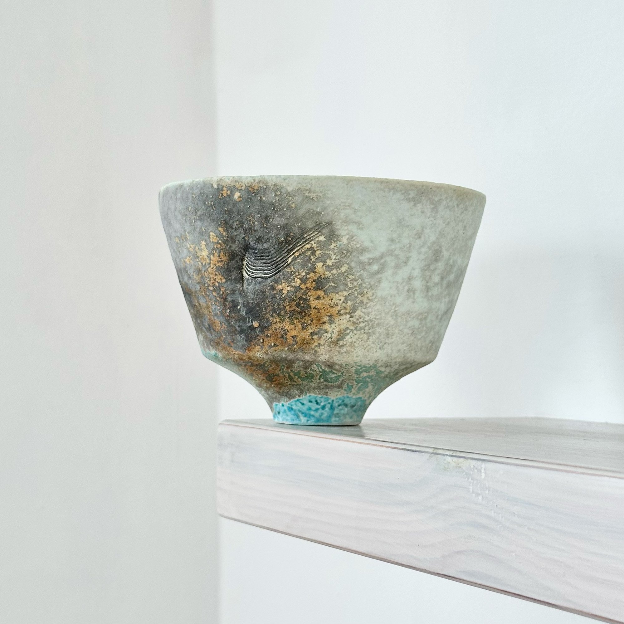 JDP908 Doherty Porcelain Summer Vessel IX-3.jpg