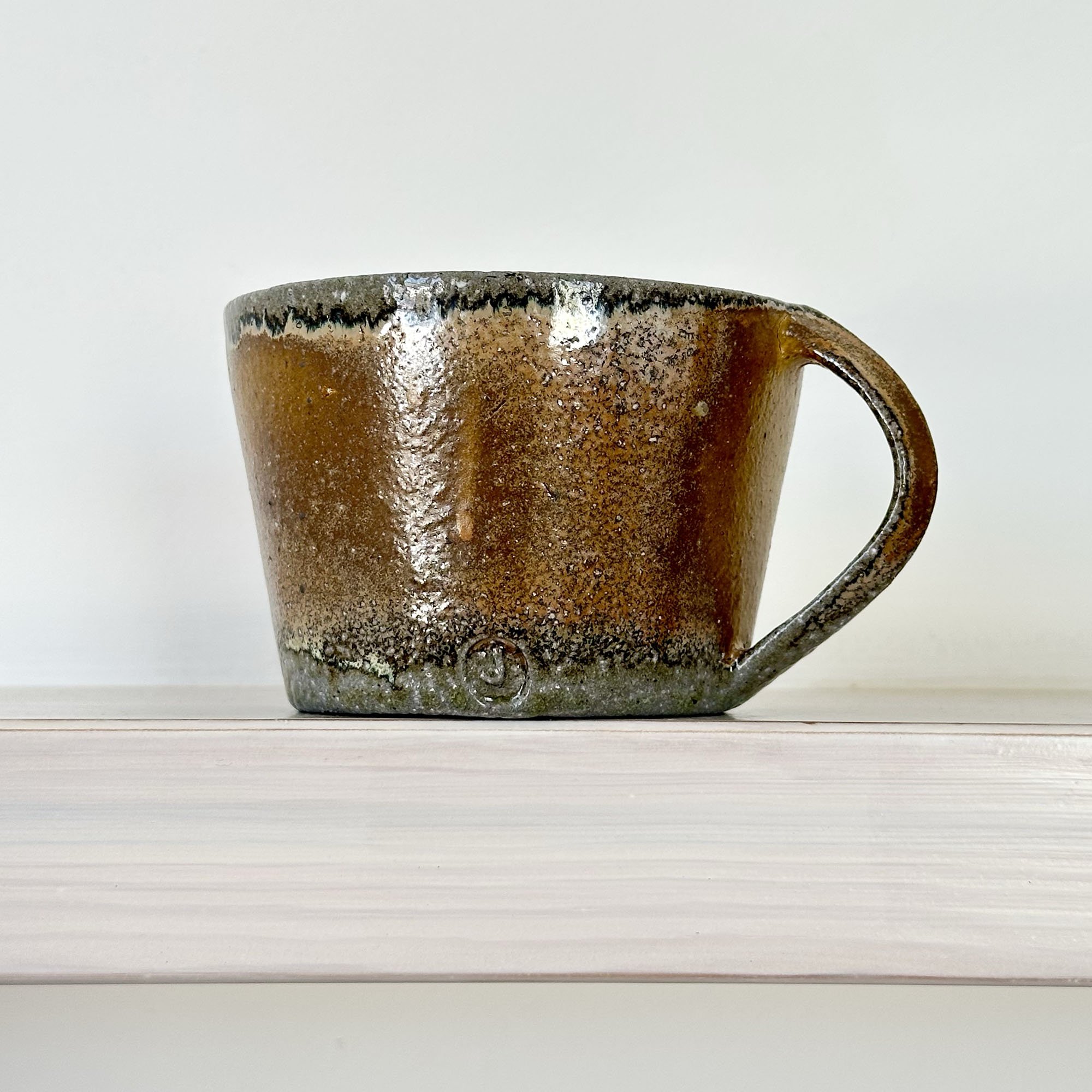 JSP40 Shallow Ochre Shino Mug 7-2.jpg