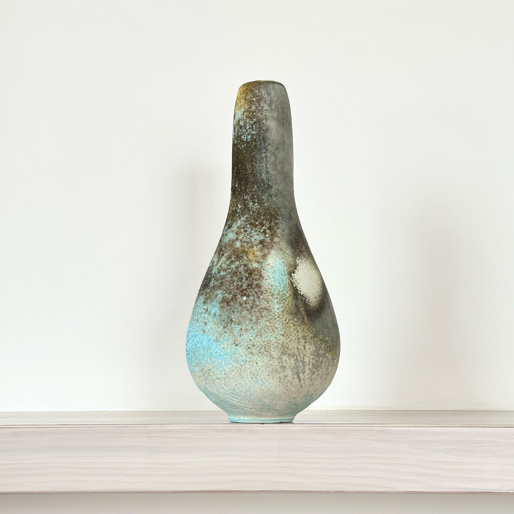 JDP847 Jack Doherty Porcelain Tall Bottle 5-4.jpg