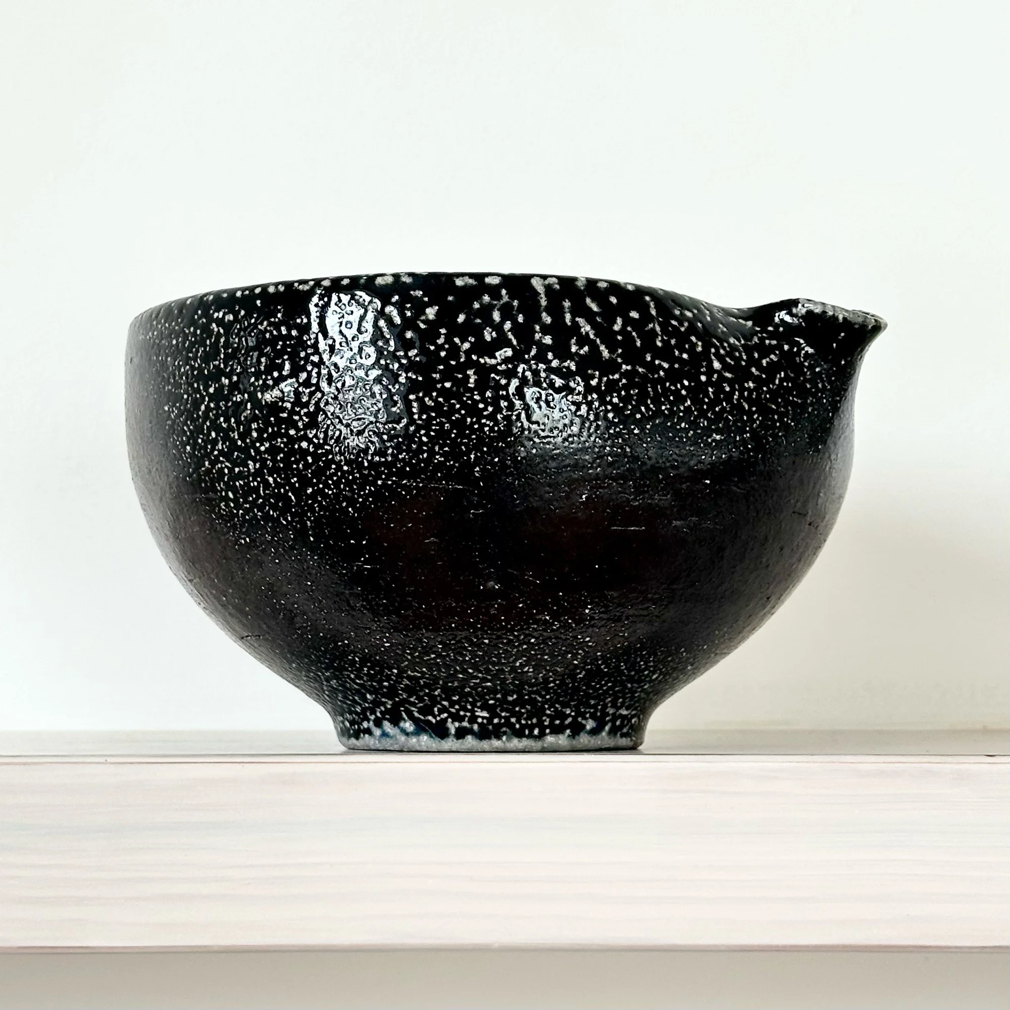 JSP95 Doherty Stoneware Deep Pouring Bowl 2-3.jpg