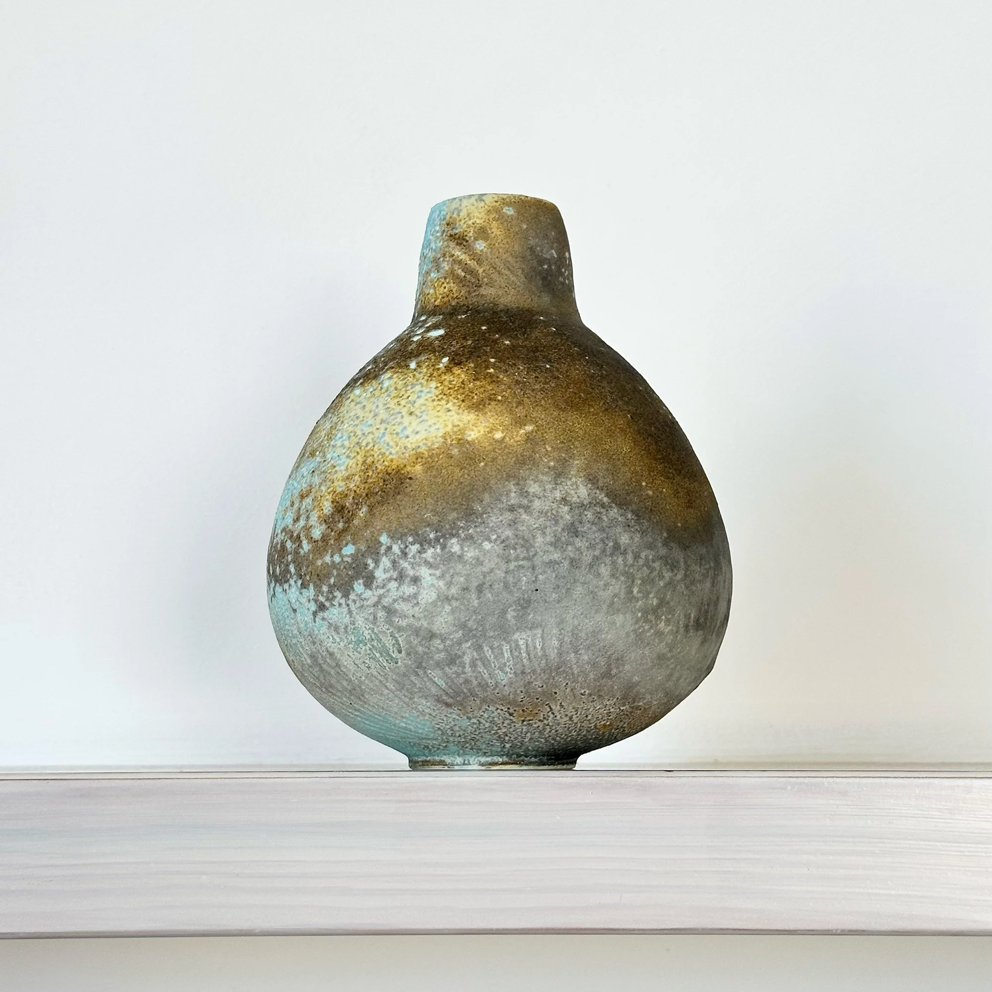 JDP898 Doherty Porcelain Round Bottle II-5.jpg