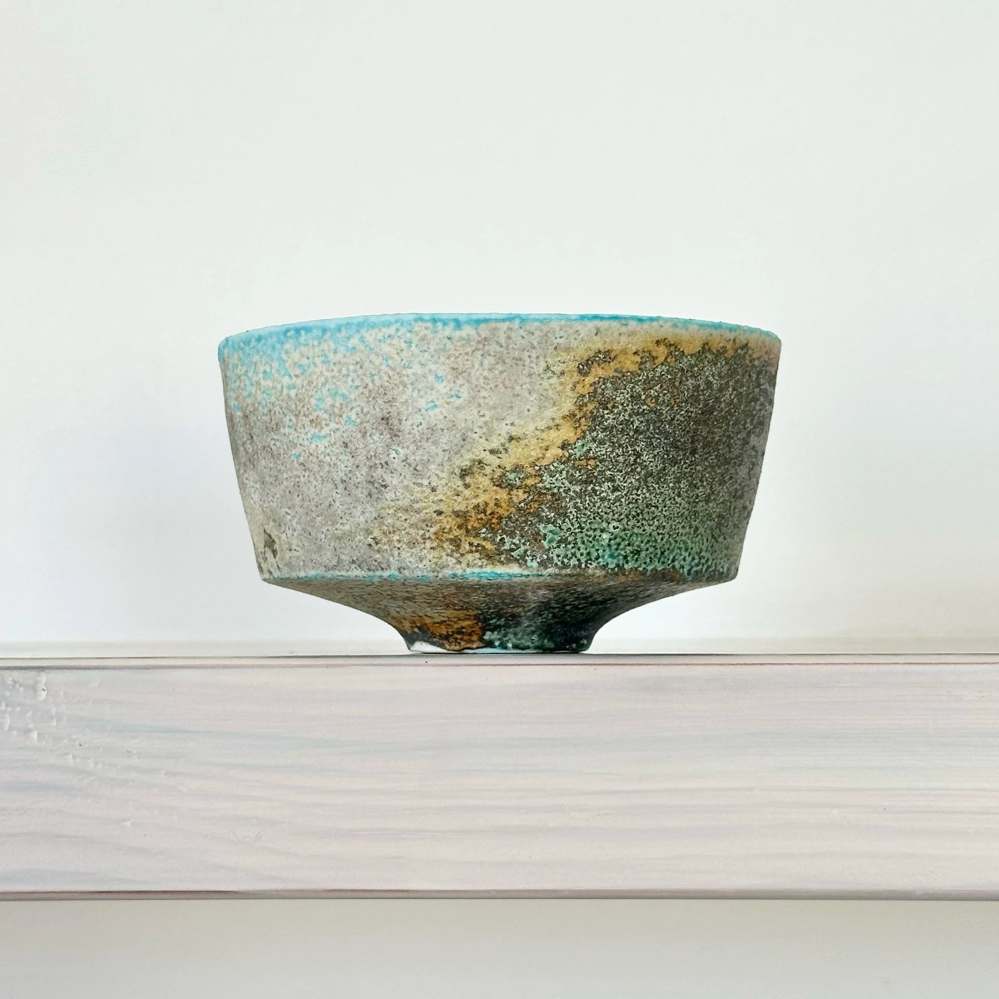 JDP876 Doherty porcelain Summer Tea Bowl V-3.jpg