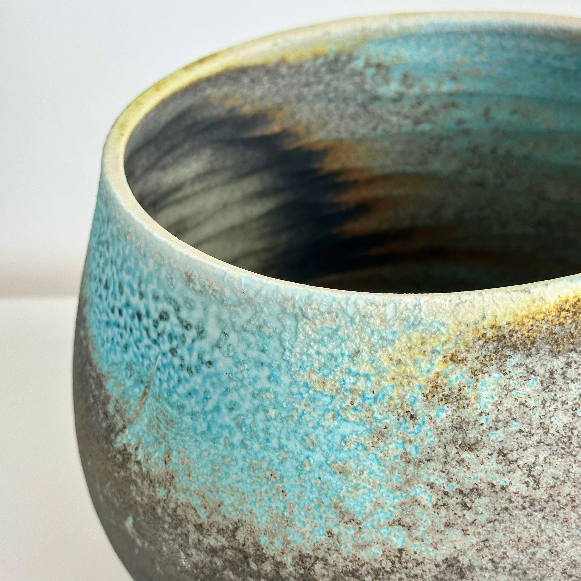 JDP894 Doherty Porcelain Vessel IV-detail.jpg