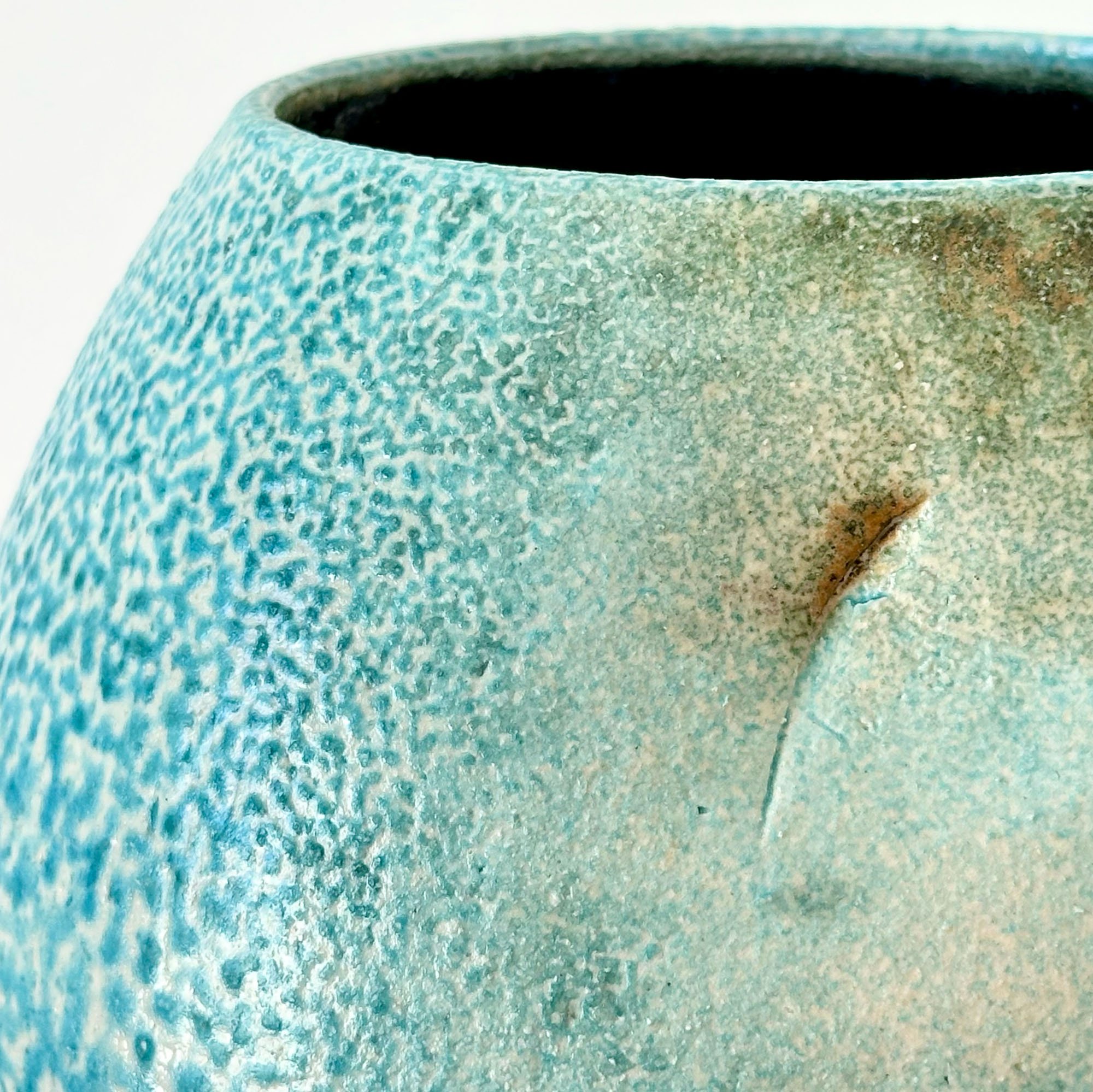 JDP727 Doherty Porcelain Winter Vessel IV-Detail.jpg