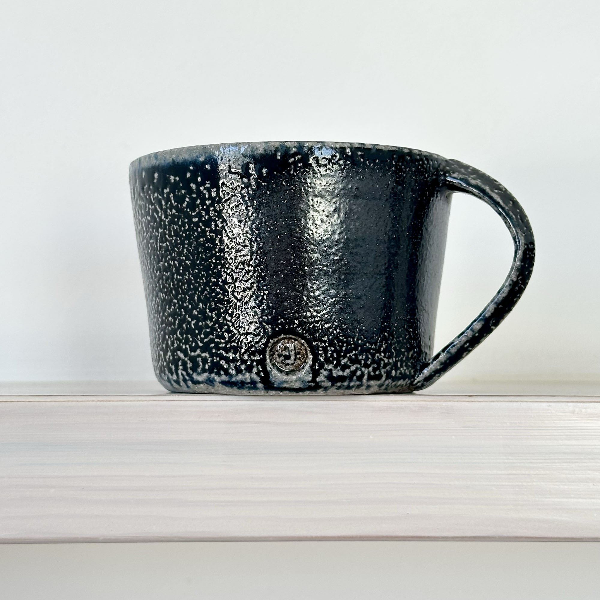 JSP39 Shallow Black Shino Mug 6-2.jpg