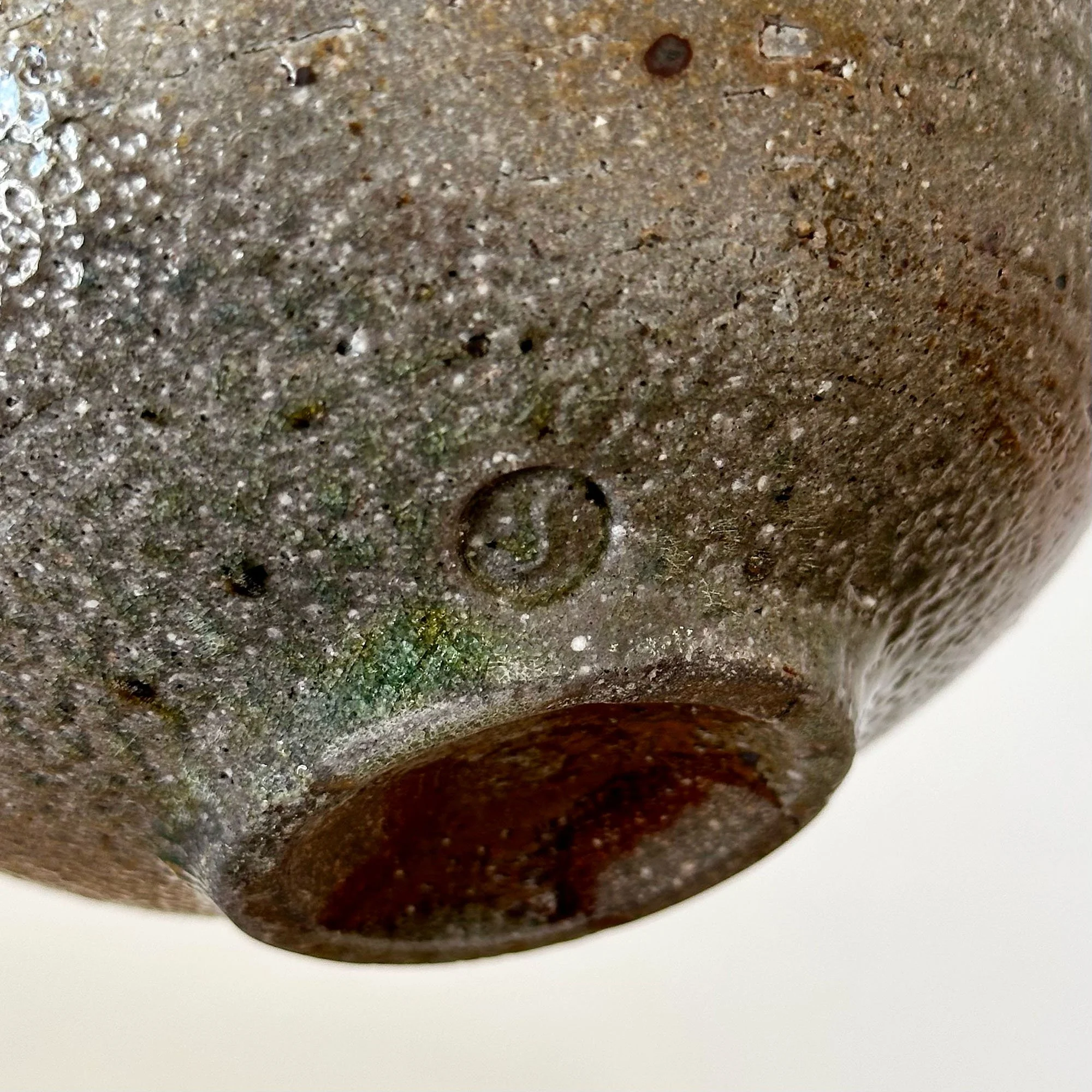 JSP155 Pouring Bowl 3-6.jpg