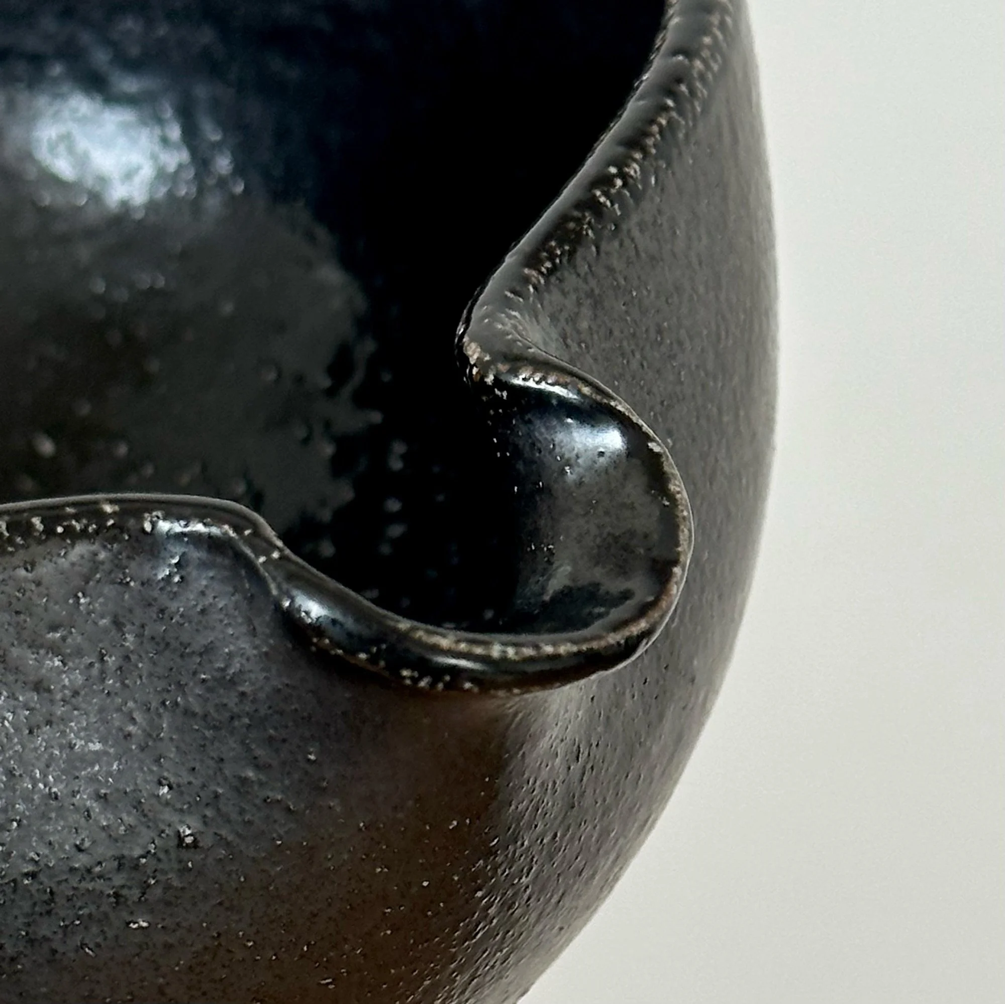 JSP96 Doherty Stoneware Deep Pouring Bowl 3-detail1.jpg