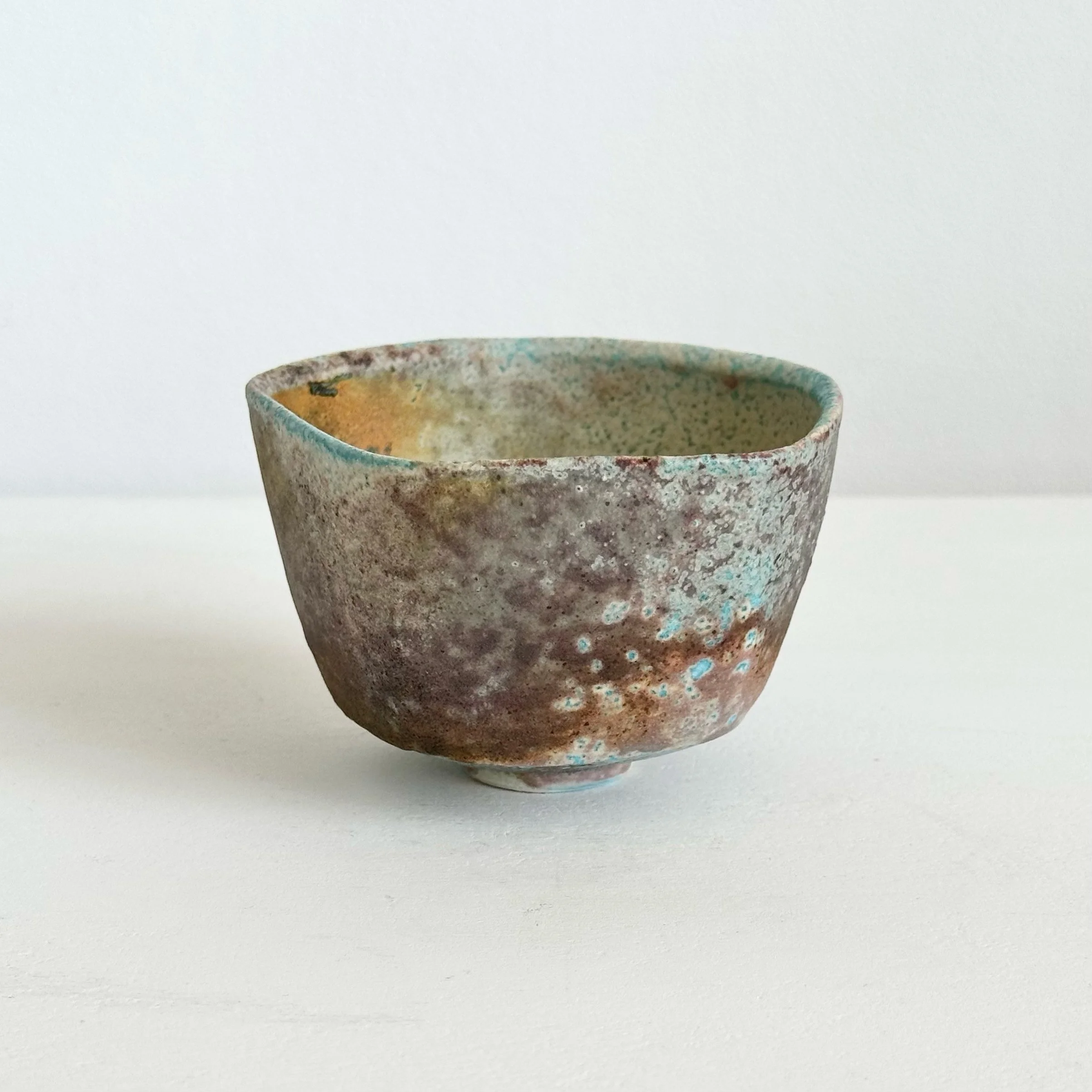 JDP904 Doherty Porcelain Faceted Summer Bowl V-4.jpg