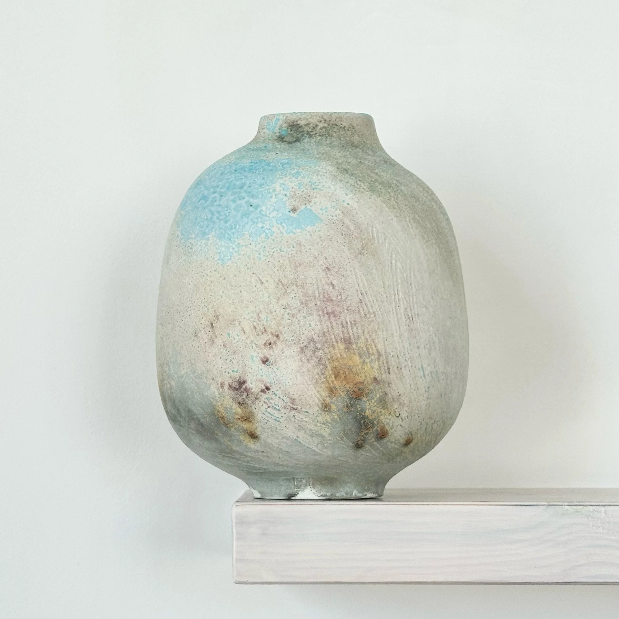 JDP892 Doherty Porcelain Summer Vessel II-5.jpg