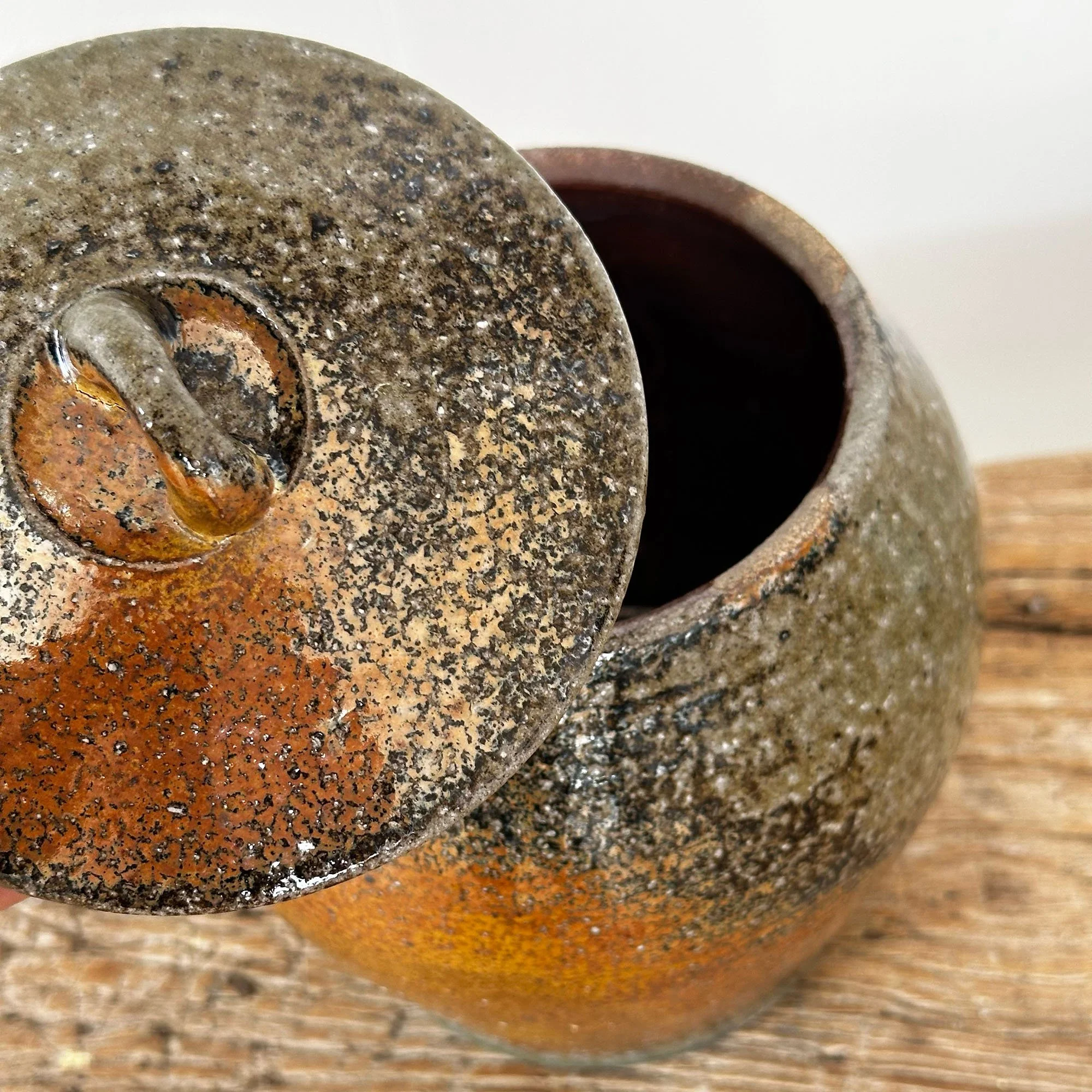 JSP196 Ochre Storage Jar-6.jpg