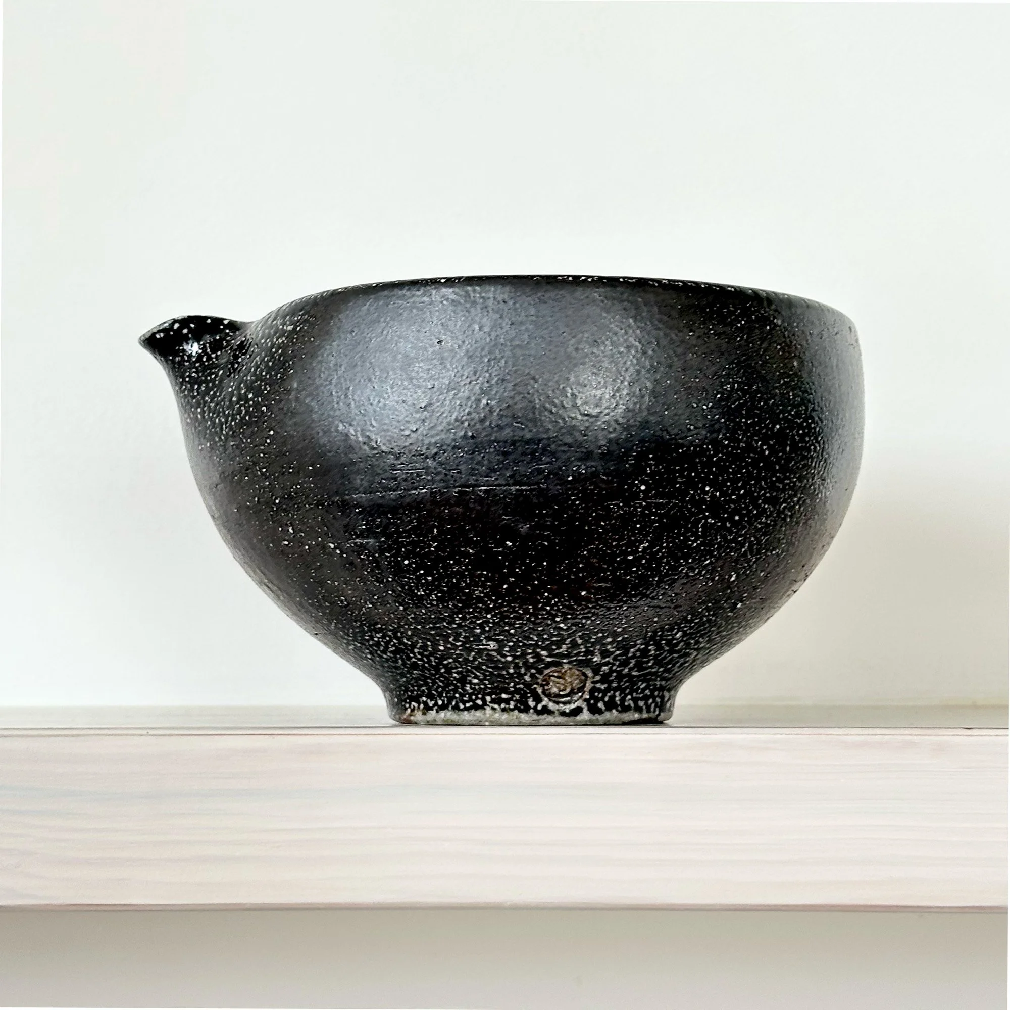 JSP95 Doherty Stoneware Deep Pouring Bowl 2-4.jpg