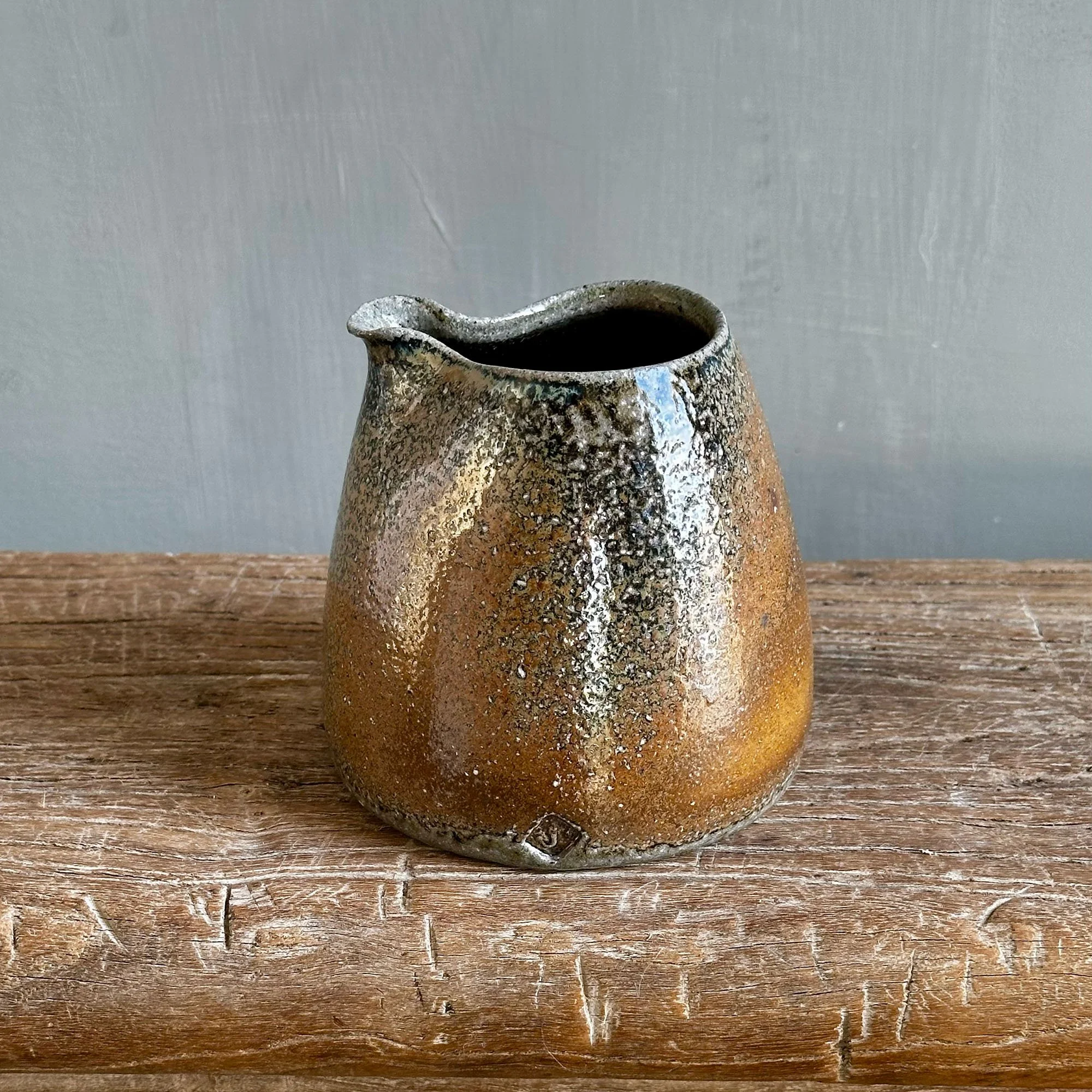 JSP152 Large Pourer 1- 1.jpg