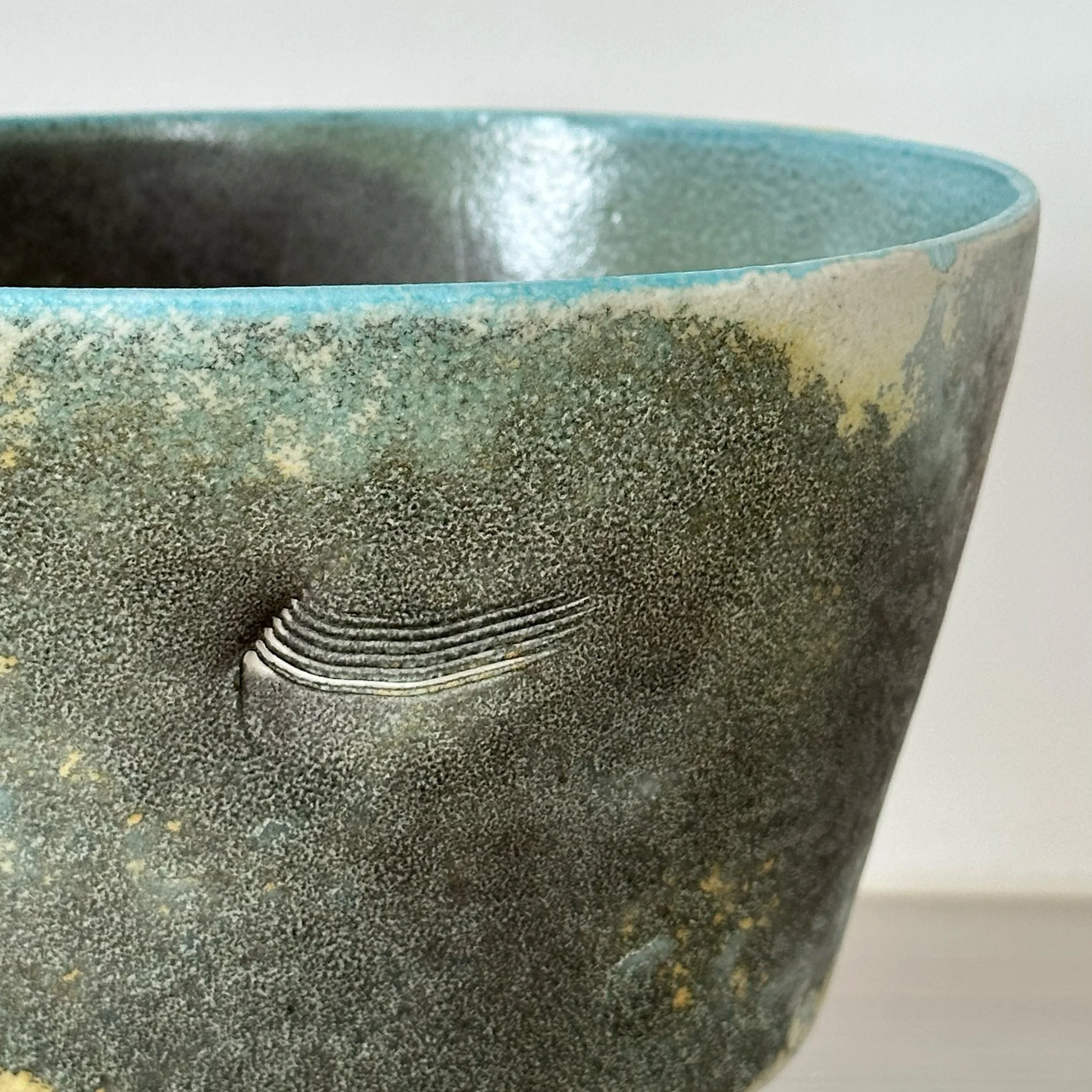 JDP906 Doherty Porcelain Summer Vessel V-detail.jpg