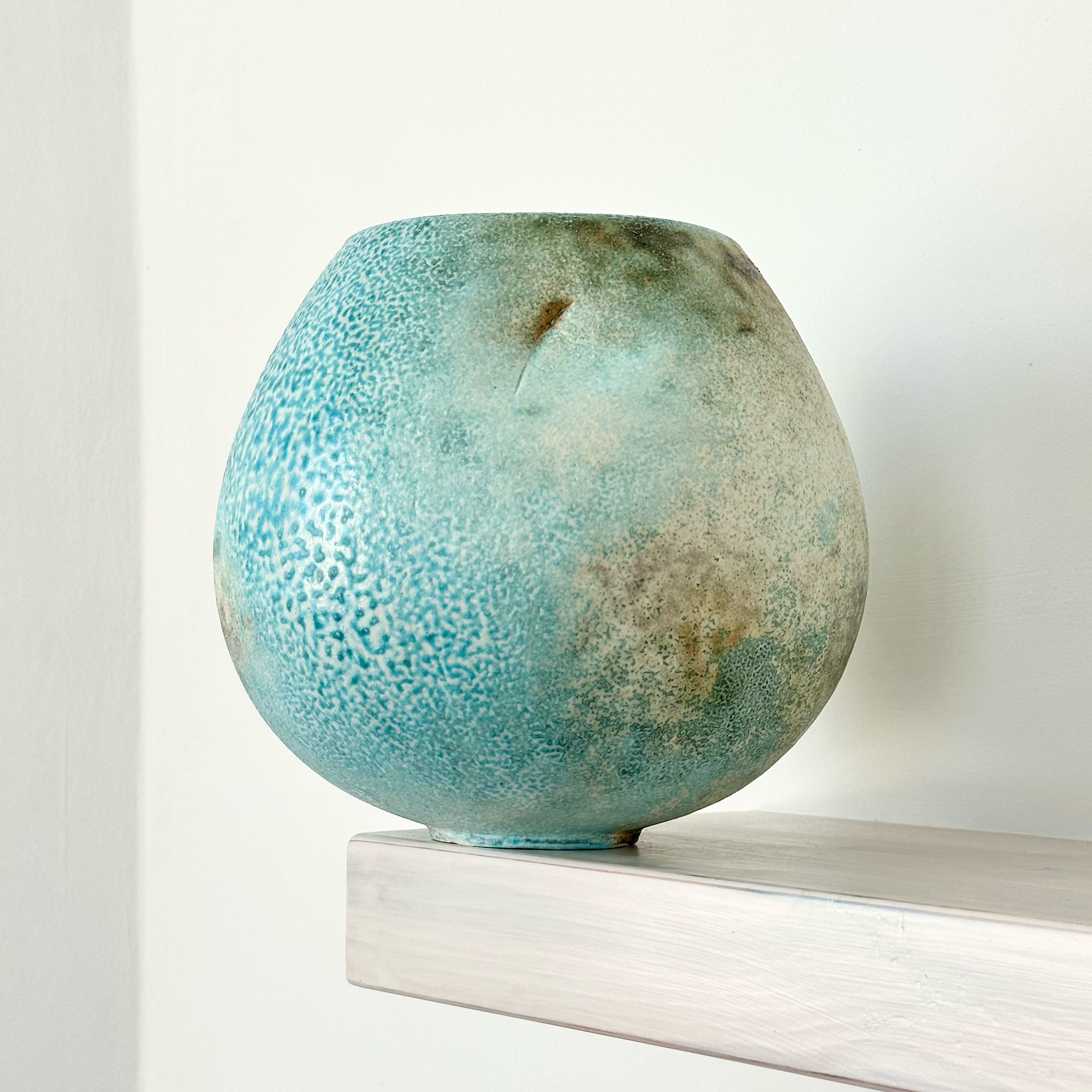 JDP727 Doherty Porcelain Winter Vessel IV-1.jpg