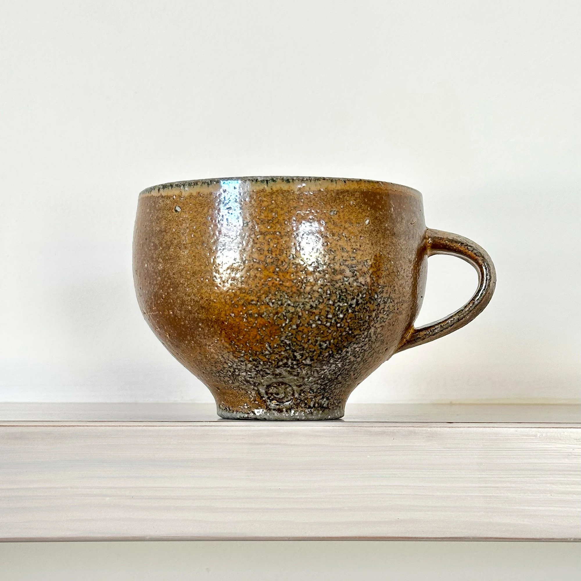 JSP149 Ochre Tea Cup 9-4.jpg