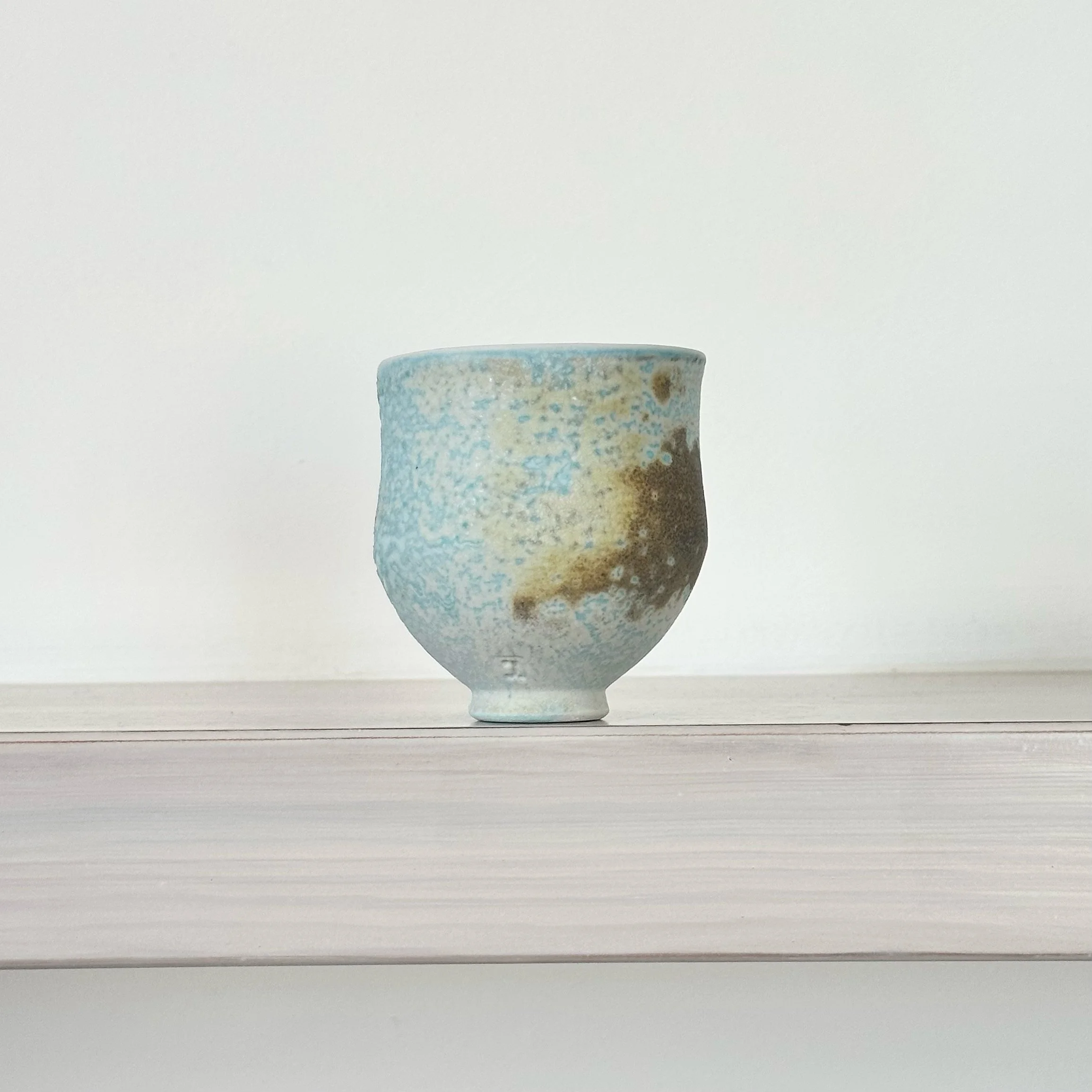 JDP885 Doherty Porcelain Summer Sipping V-3.jpg