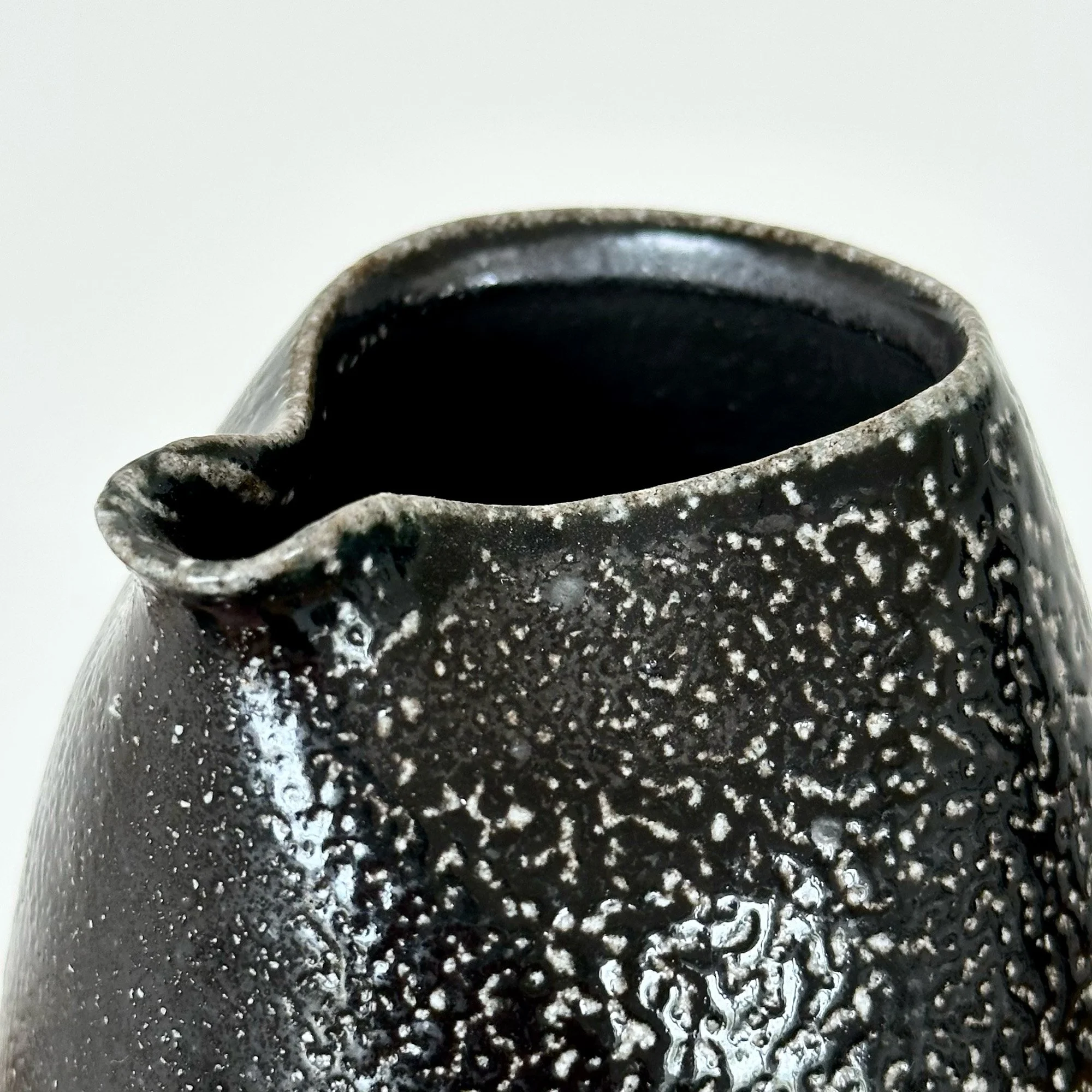 JSP136 Jack Doherty Stoneware Small Pourer 2-4.jpg