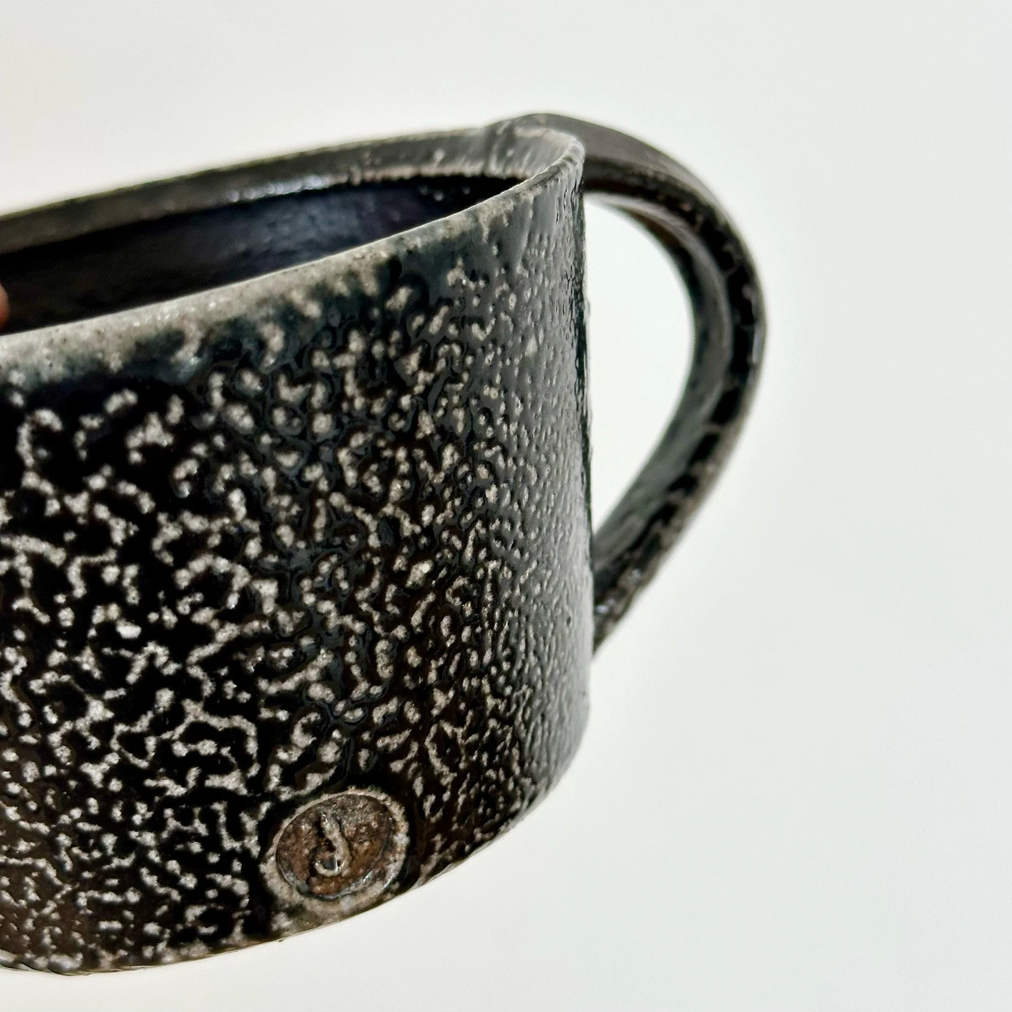 JSP99 Jack Doherty Stoneware Shallow Coffee Mug 3-Detail.jpg