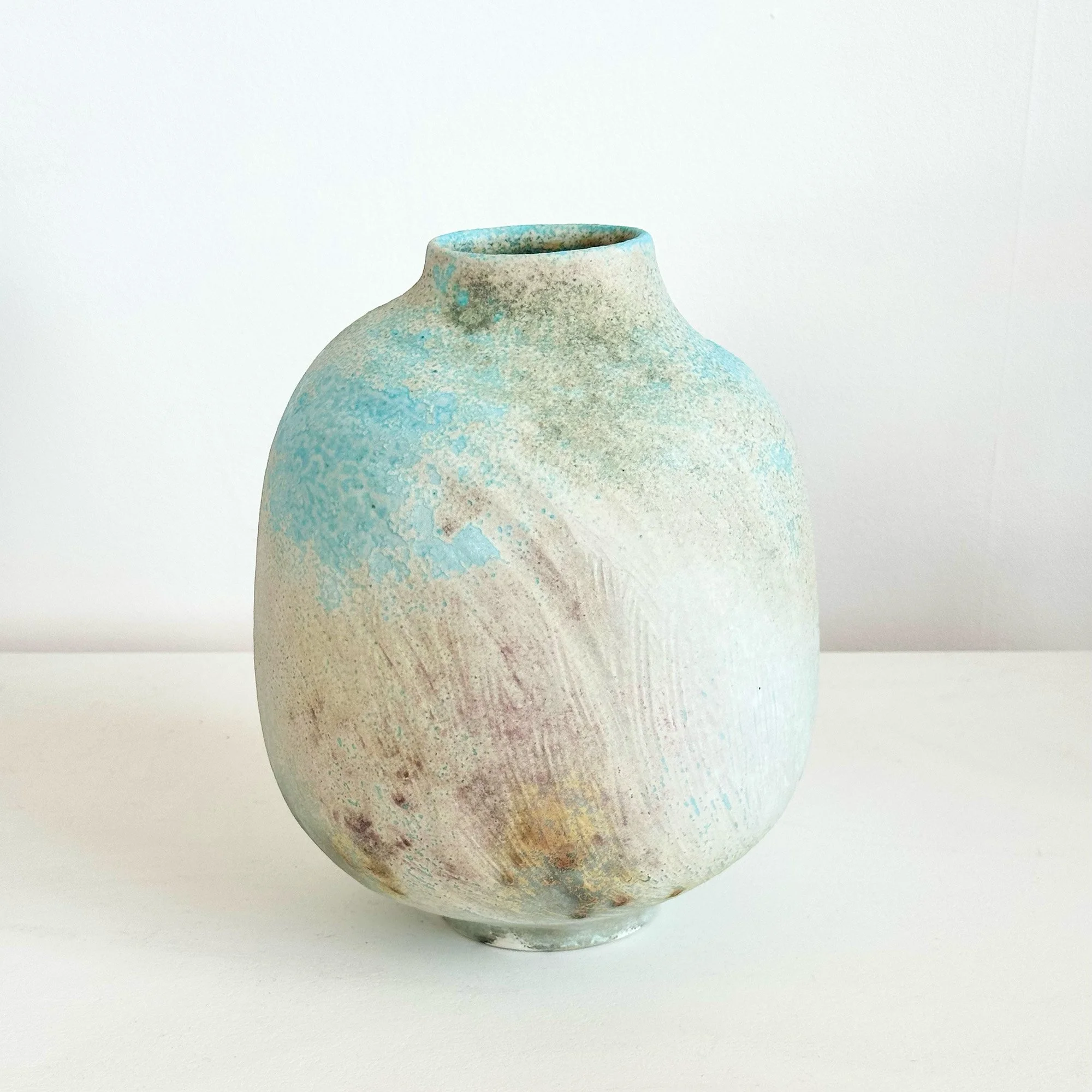JDP892 Doherty Porcelain Summer Vessel II-3.jpg