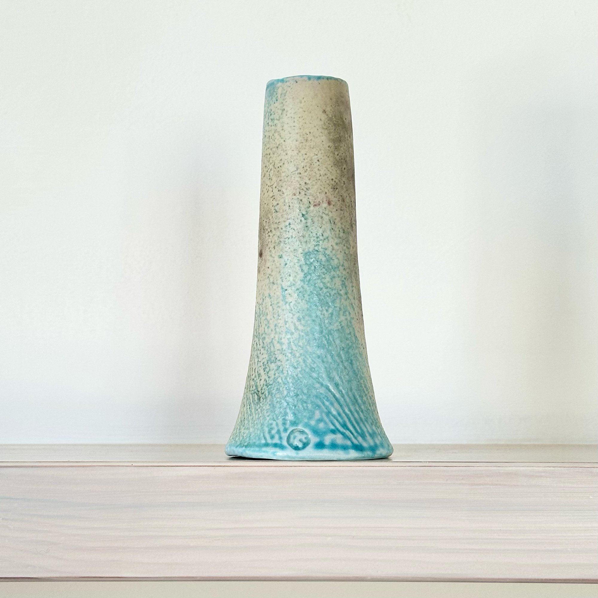 JDP771 Doherty Porcelain Summer Bud Vase V-4.jpg