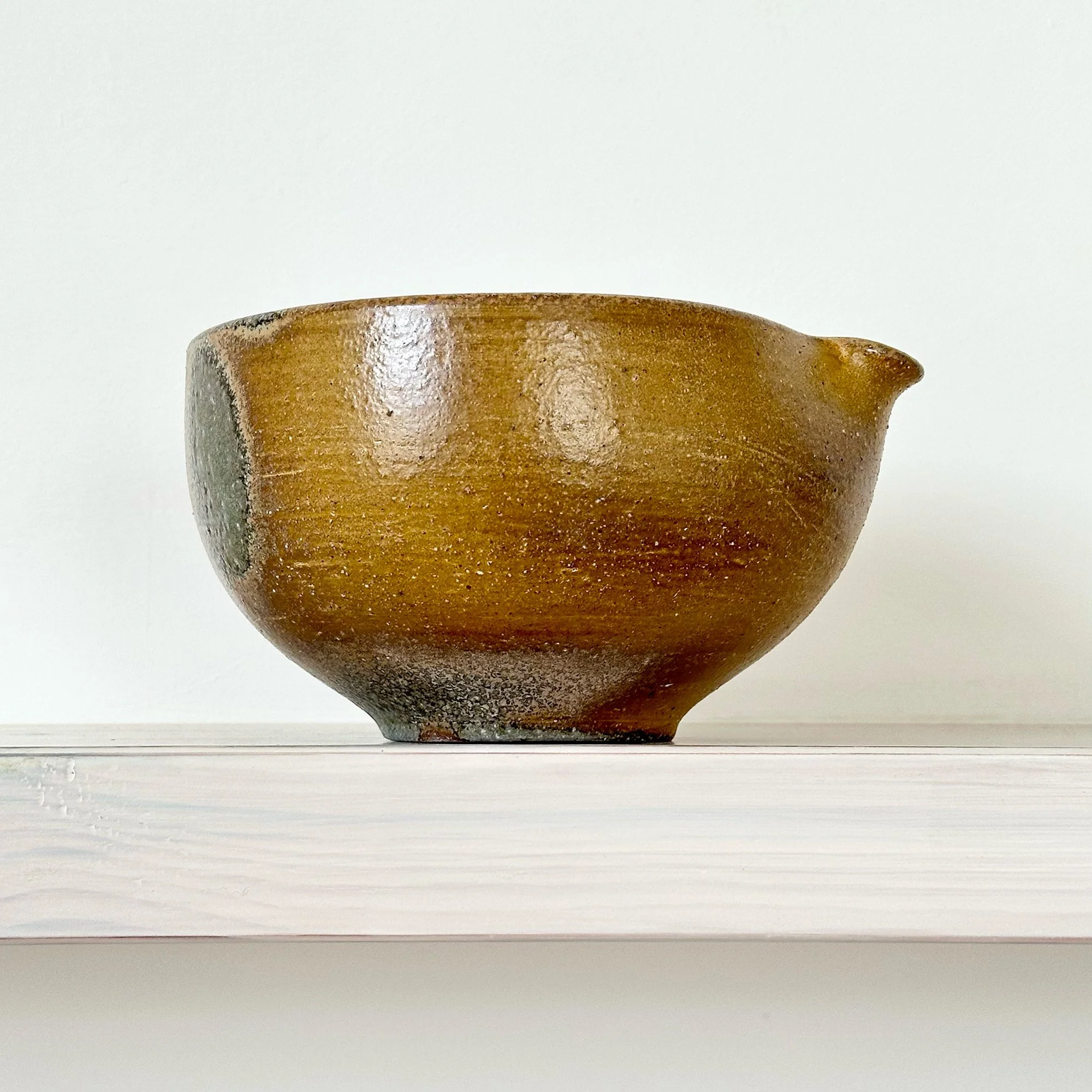 JSP94 Doherty Stoneware Deep Pouring Bowl 1-4.jpg