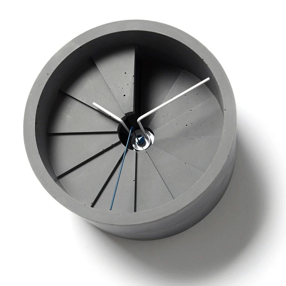 TP_Wclock_blue_03_2048x2048.jpg
