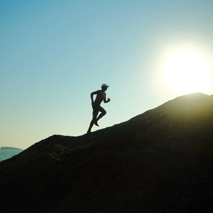 running-with-the-sun-picture-id483177704.jpg