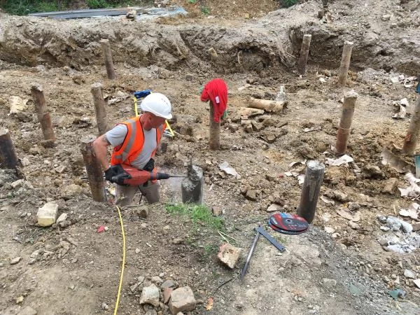 piling cut off.jpg