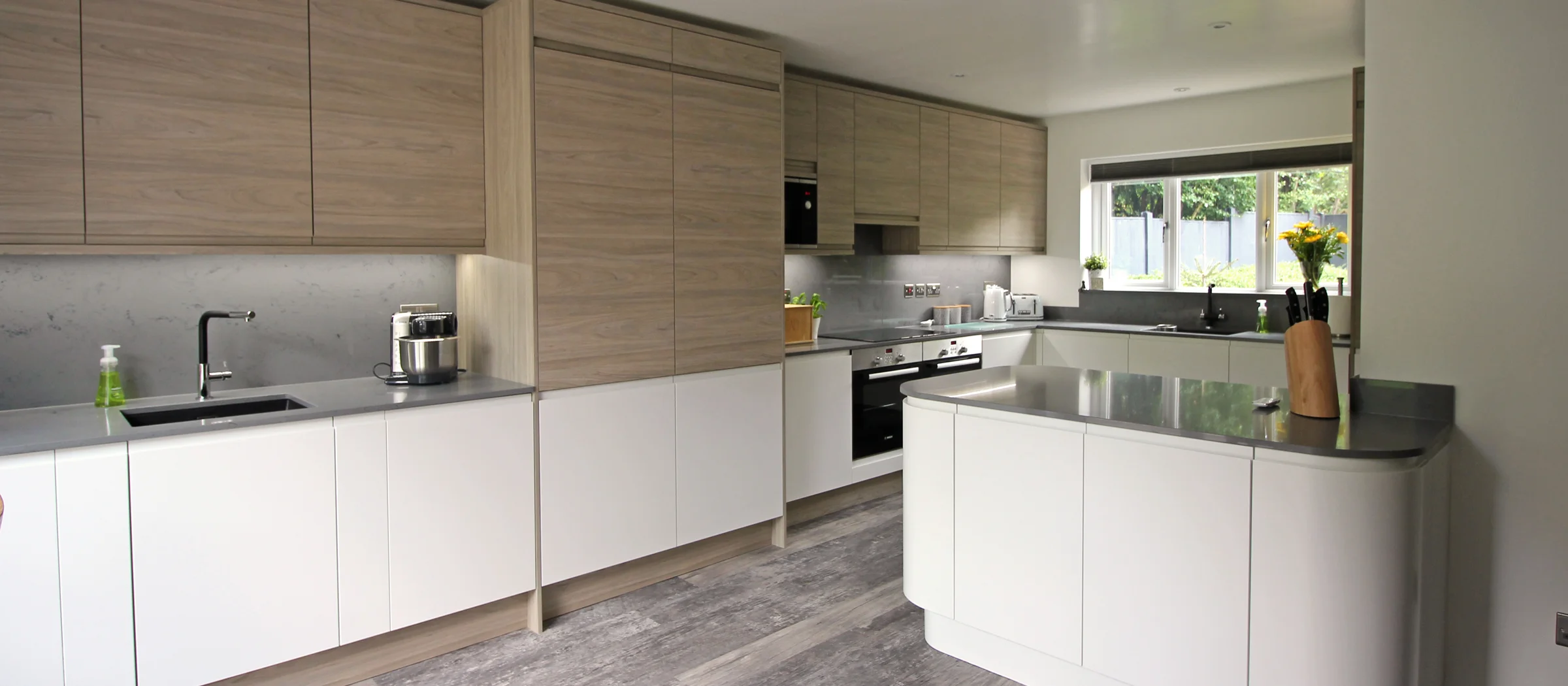 worcester_fitted_kitched_modern_design_1.jpg