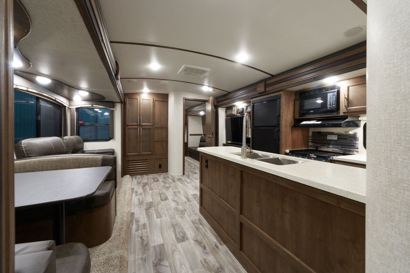 interior-4.jpg