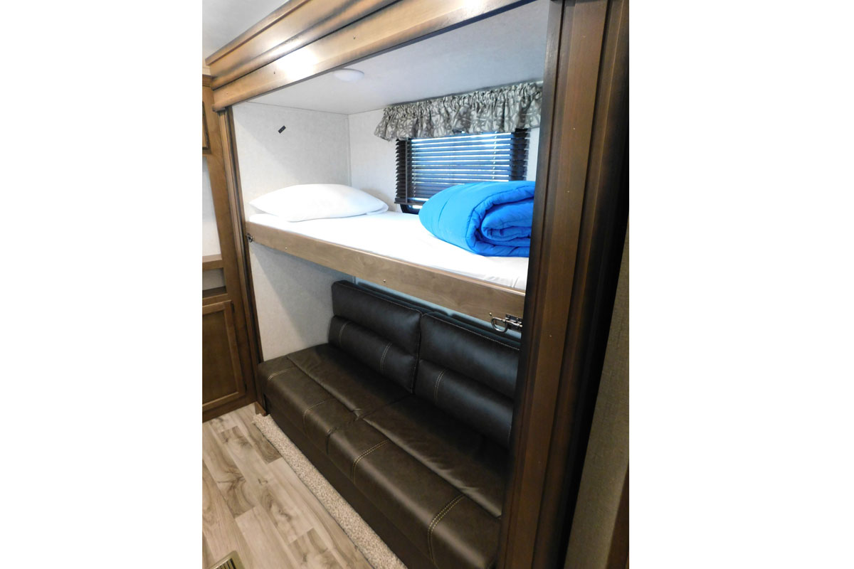 bunkroom-right.jpg