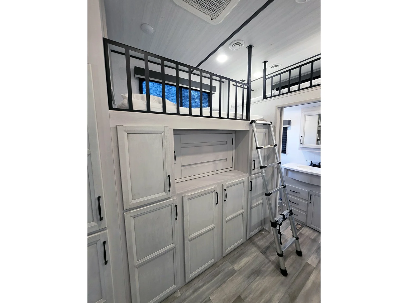bunk-4.jpg