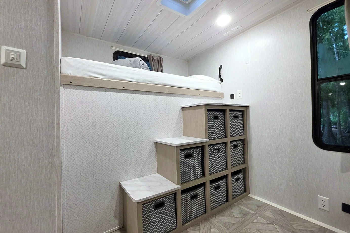 bunk-1.jpg