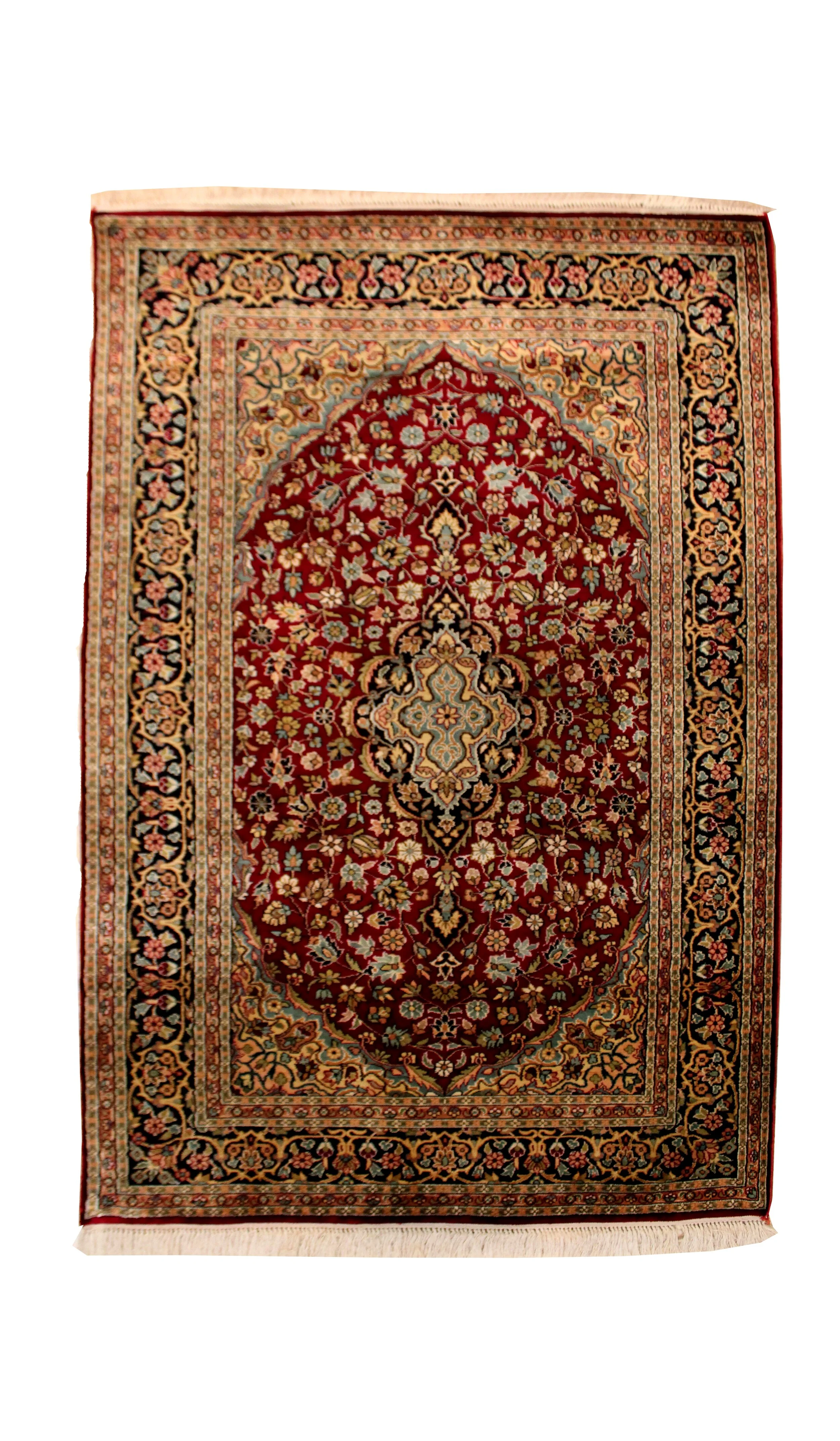 55487 - KASHMIR SILK ON SILK 1.24 X 0.77 M QR7,500