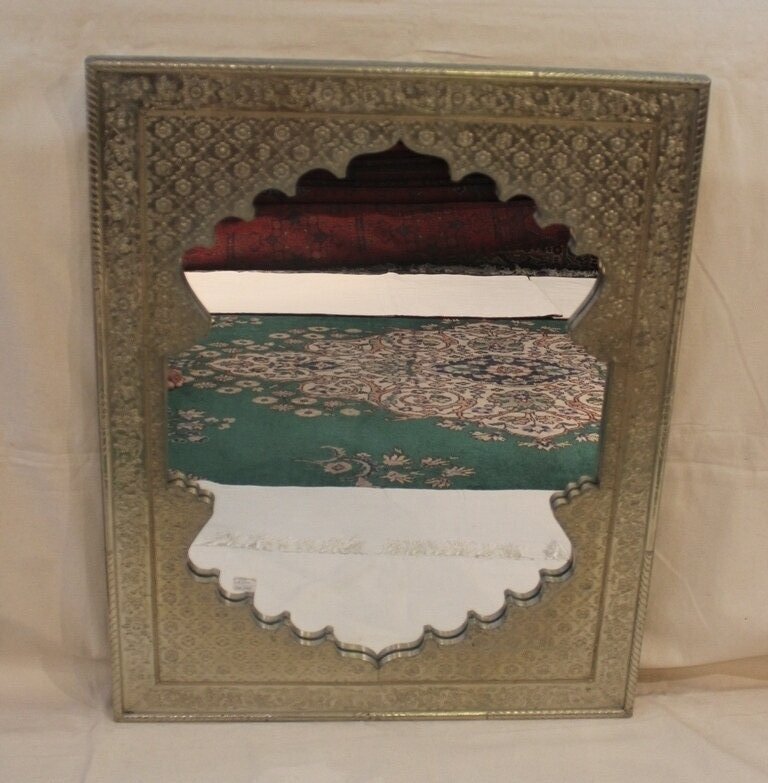LH391 - WHITE METAL FRAME 0.60 X 45 CM QR.595