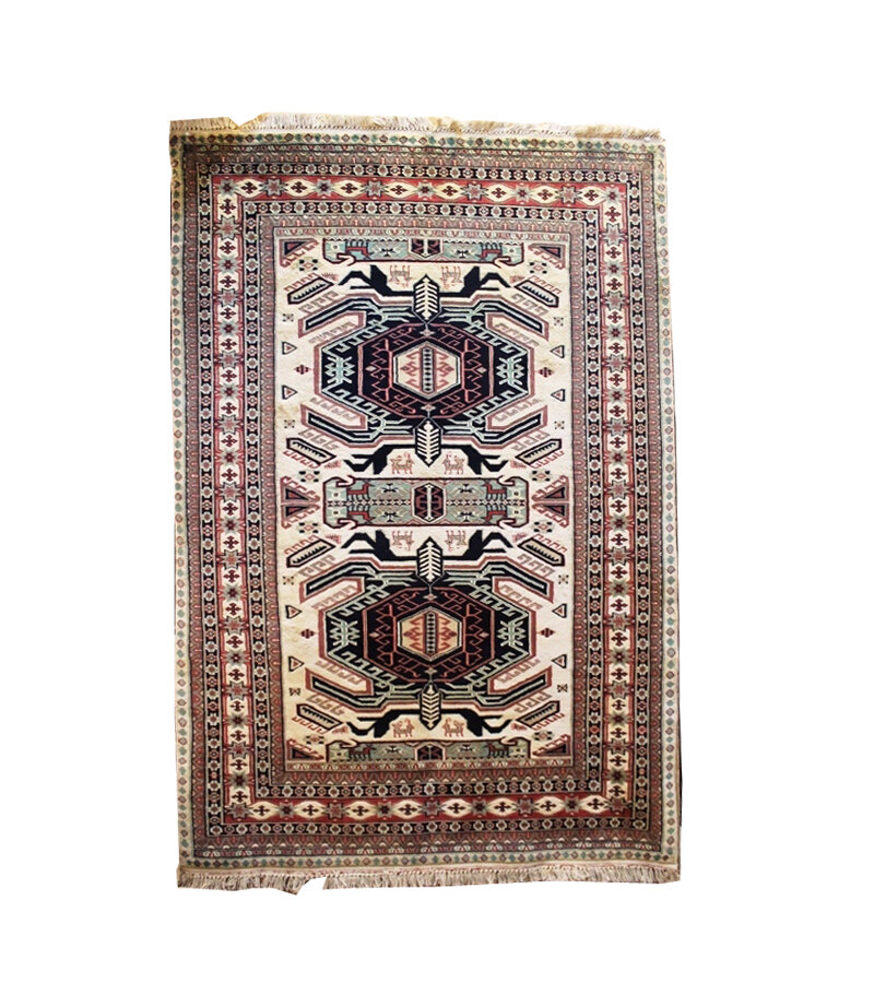 55885 PAK HYDERABAD PART SILK MEDALLION CREAM 1.93 X 1.27 MTR QR4,200