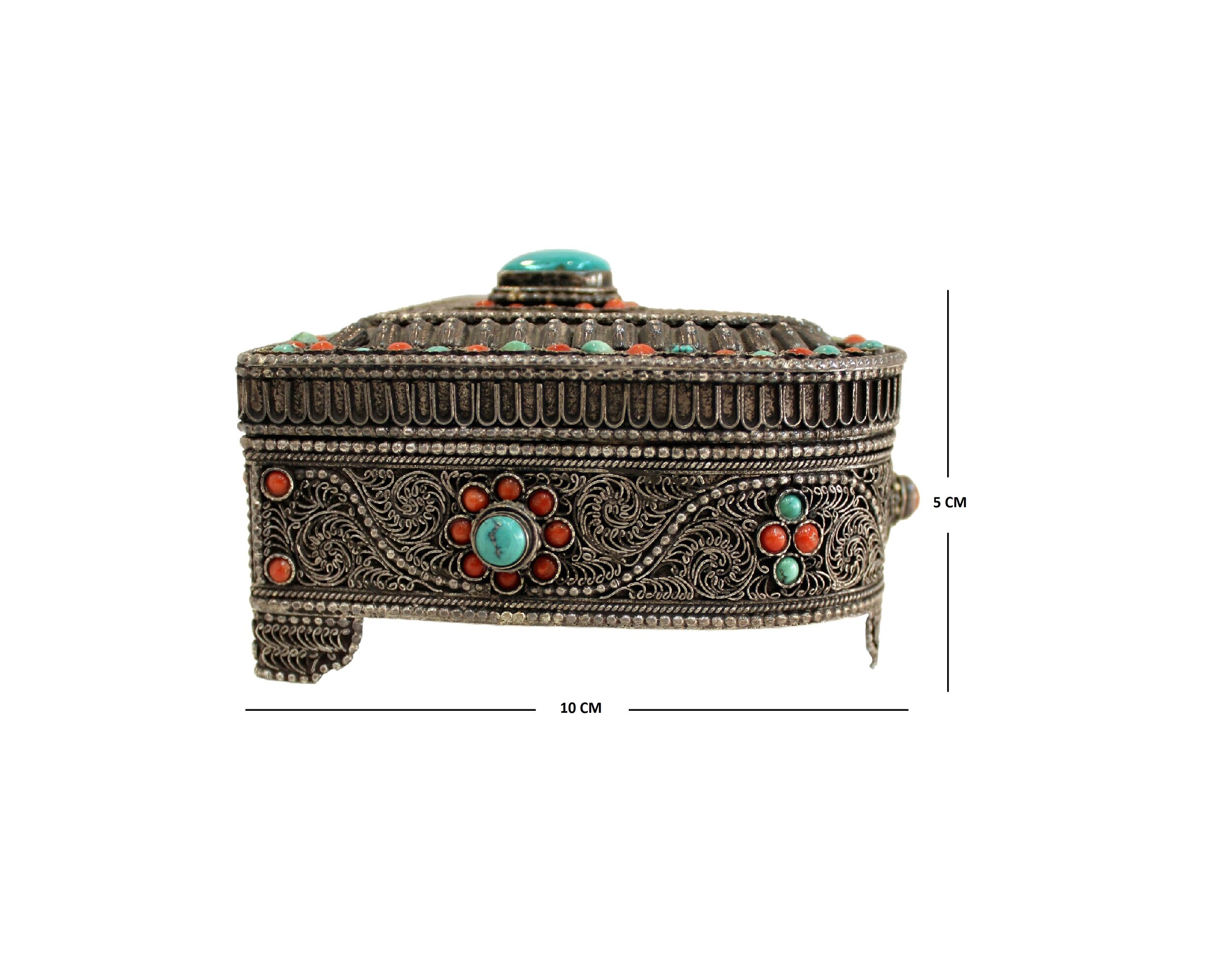 LH1032 HAND CRAFTED TIBETAN SILVER BOX WITH SEMI PRECIOUS STONE  QR2,395