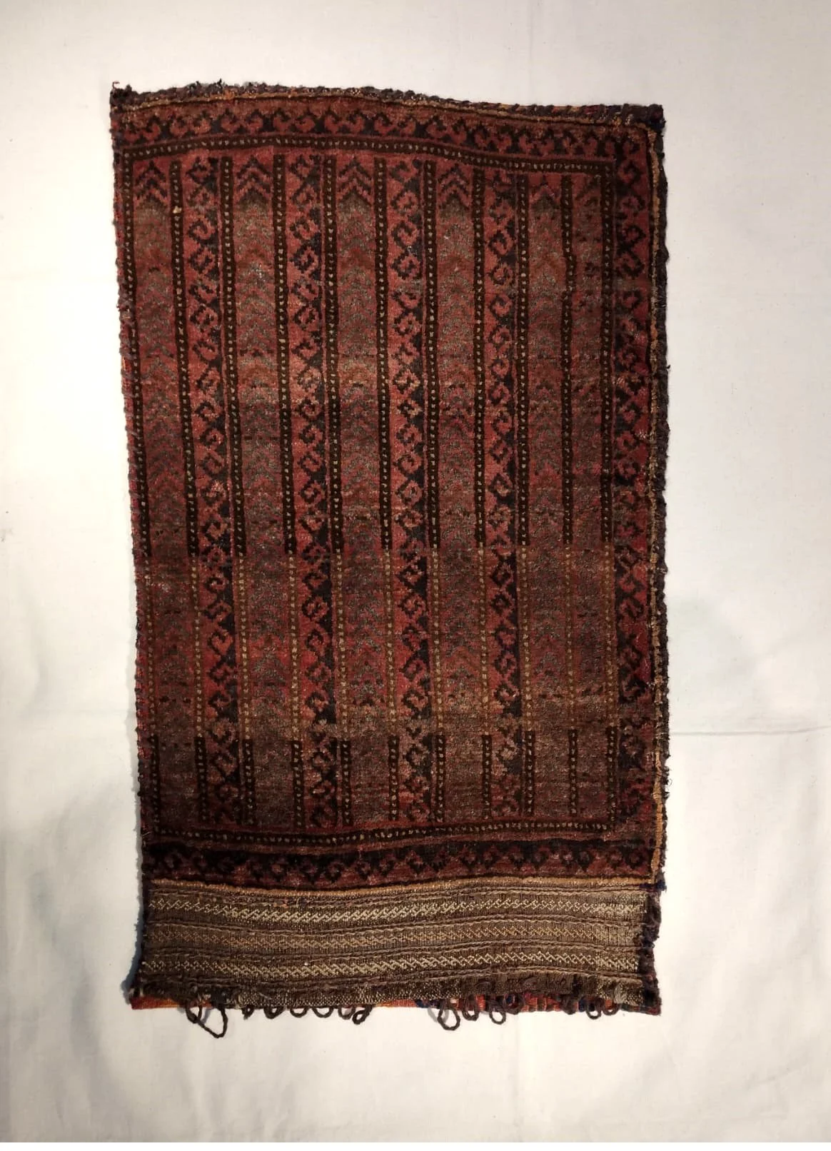 57606 AFGHAN PILLOW BAG 1.11X0.57MTR 3.8X1.11FT QR.600 AFTER DISCOUNT QR.360..jpeg