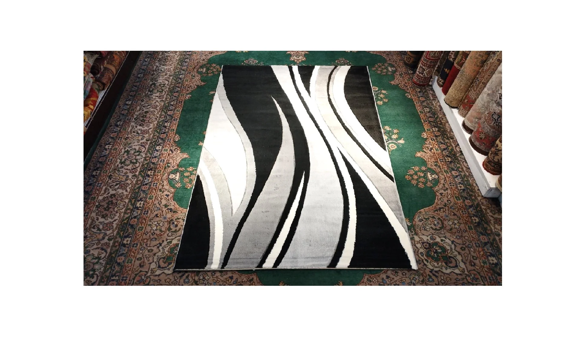 56797 MACHINE MADE PARIS 2.30X1.50MTR 7.6X4.11FT QR.480