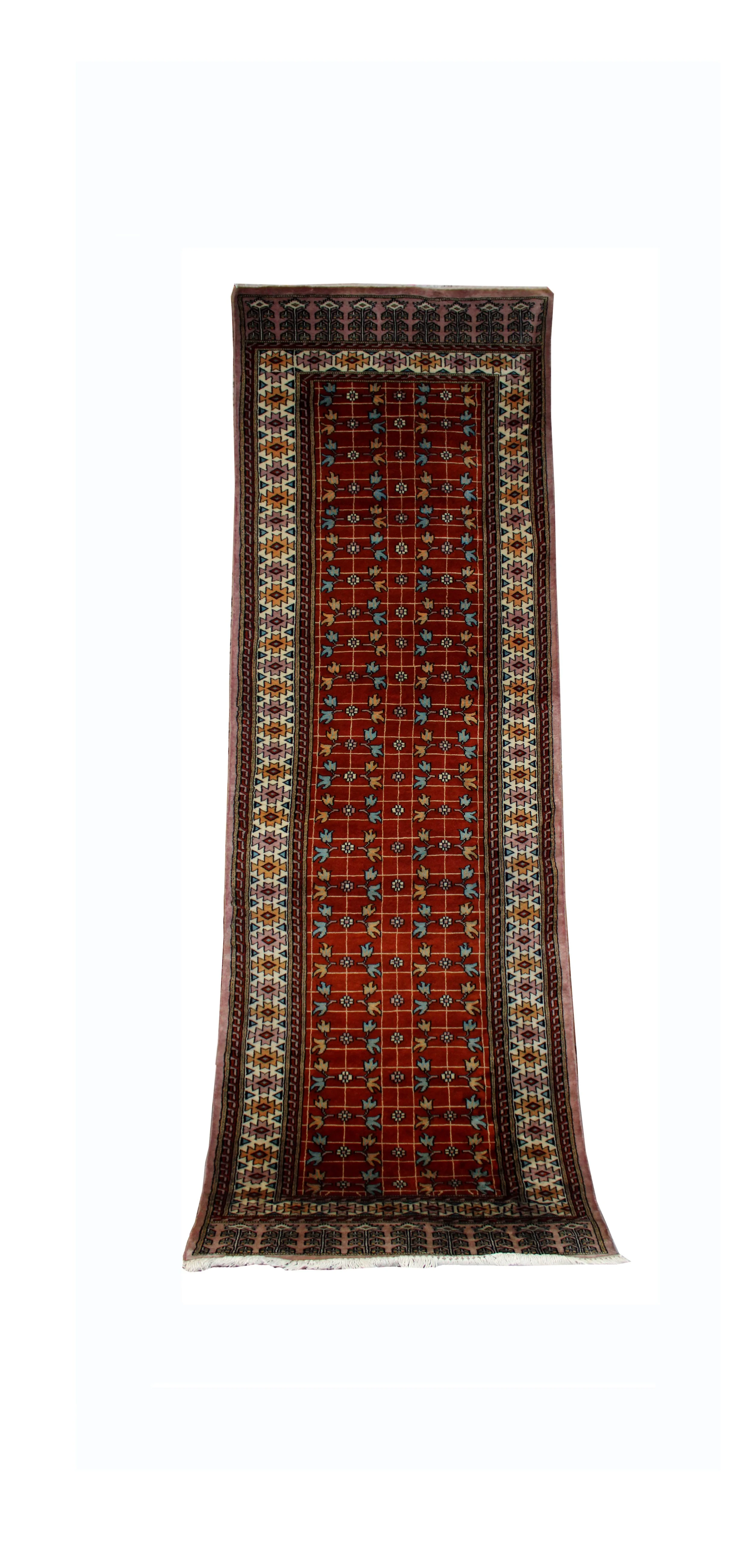 57652 PAK HYDERABAD FLORAL RUNNER 3.03X0.92MTR 9.10X3.0FT QR4,200.