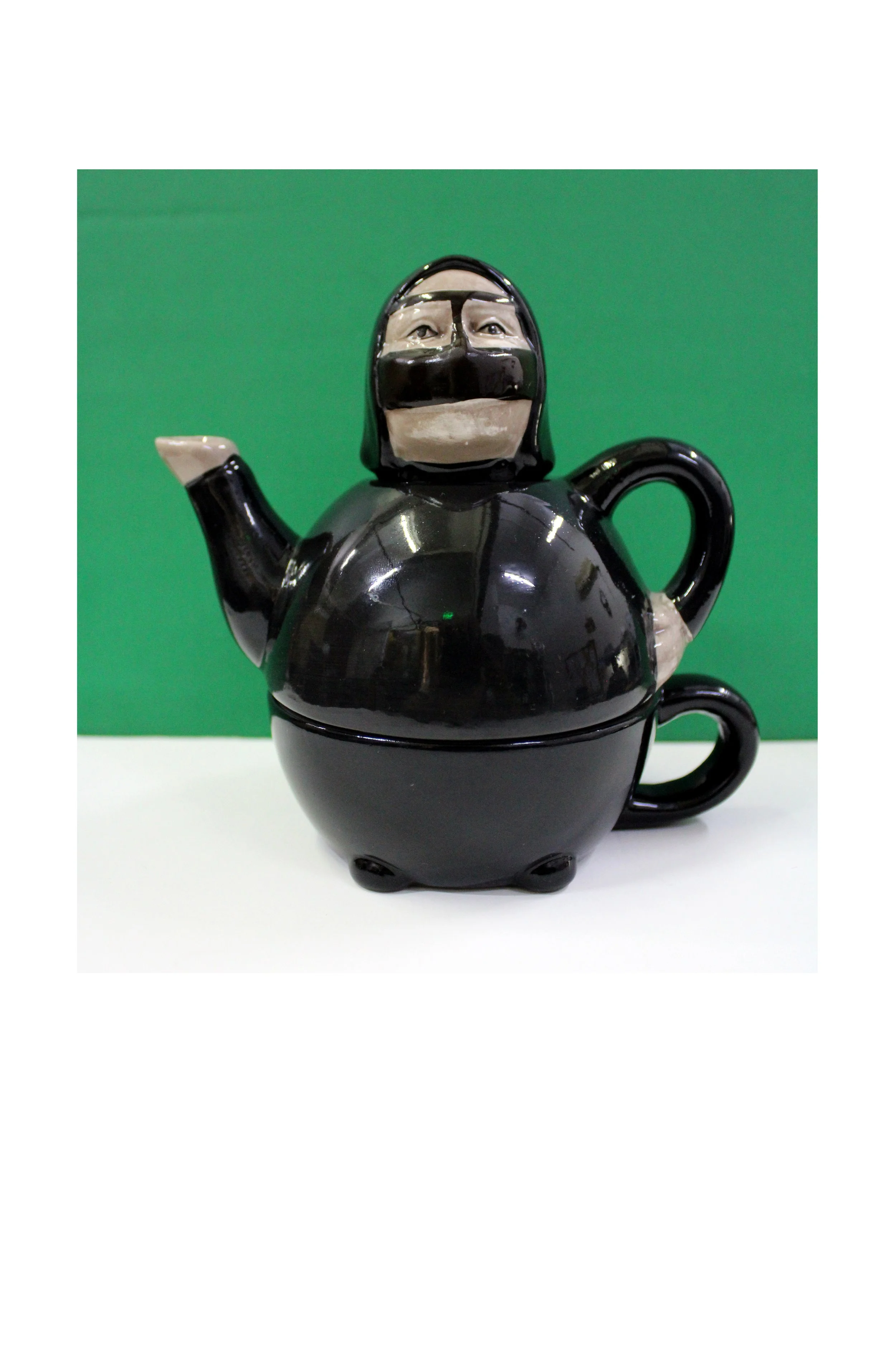 EU13009 CERAMIC ARAB DOLL TEAPOT SET OF 3 QR45...JPG